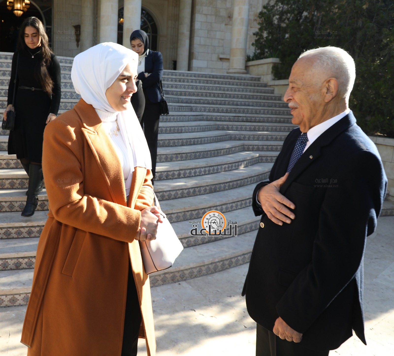 Madar Al-Saa Images 0.9763380110609023