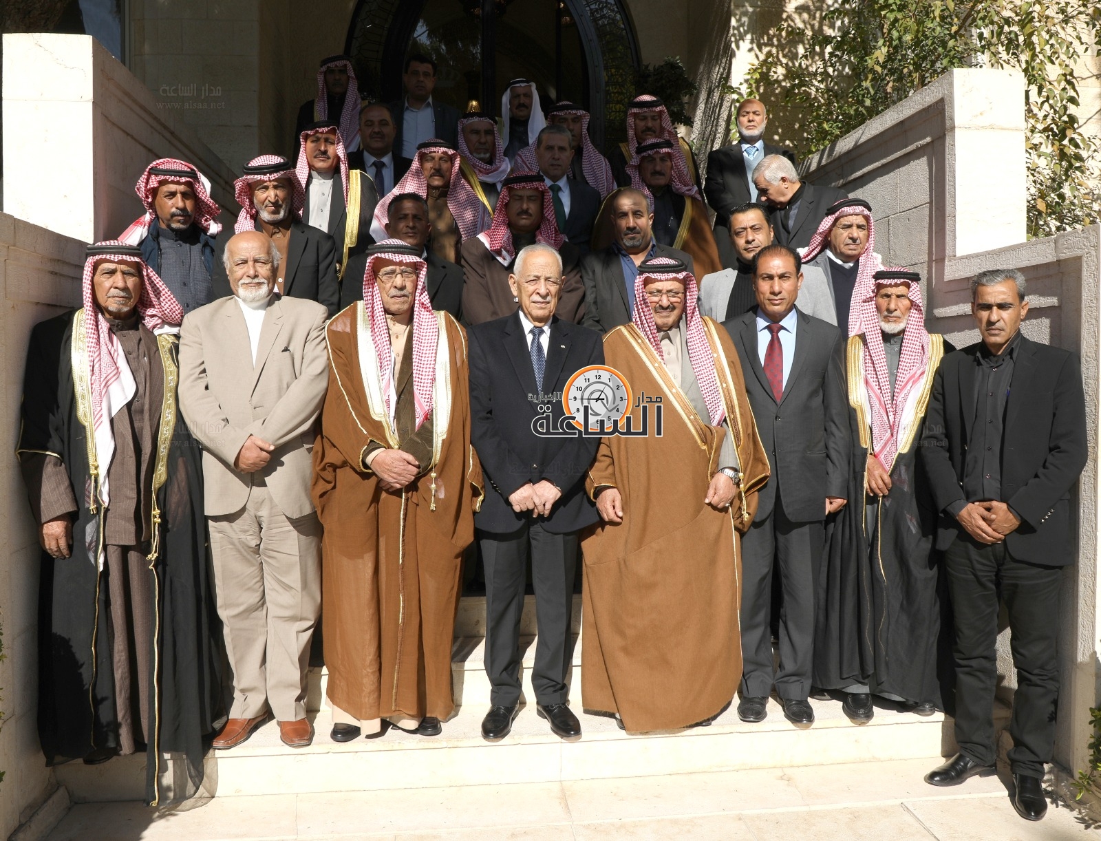 Madar Al-Saa Images 0.3841076302460156