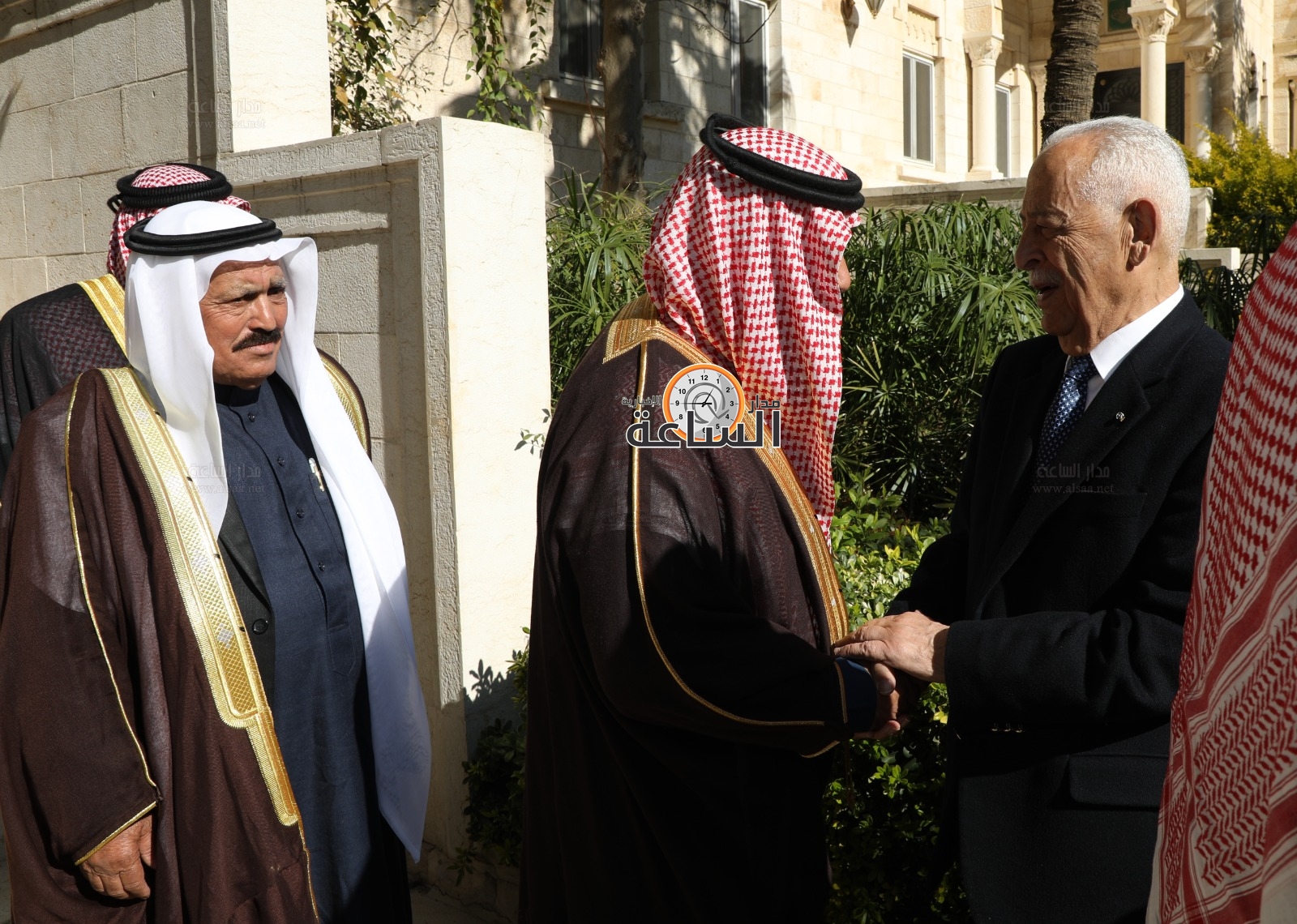 Madar Al-Saa Images 0.00407292491694311