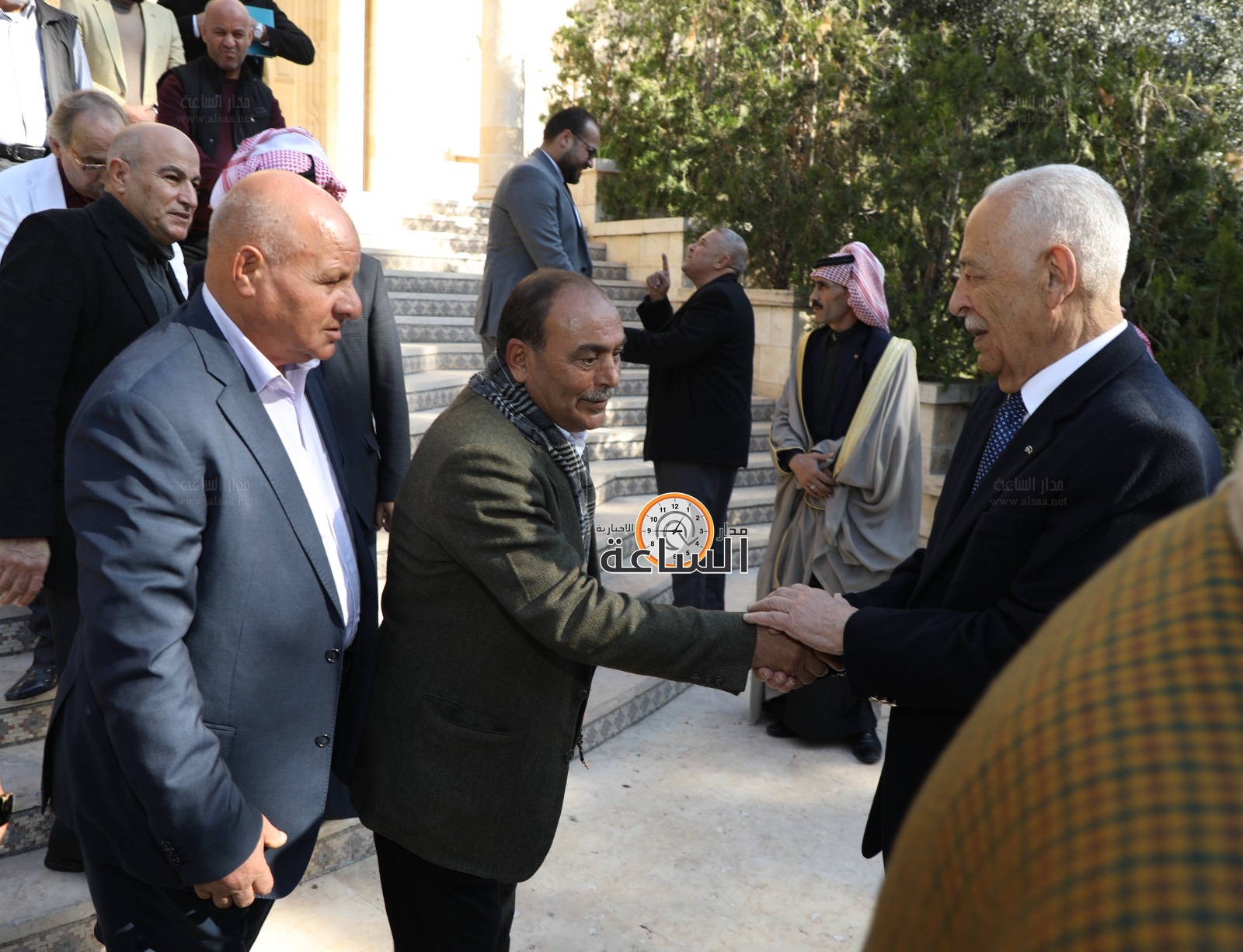 Madar Al-Saa Images 0.4495698435218436