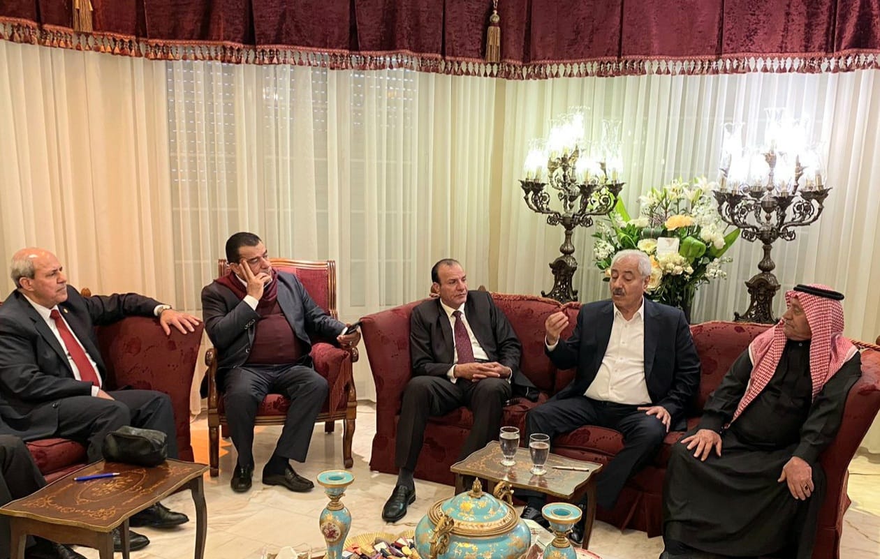 Madar Al-Saa Images 0.2603576596041639