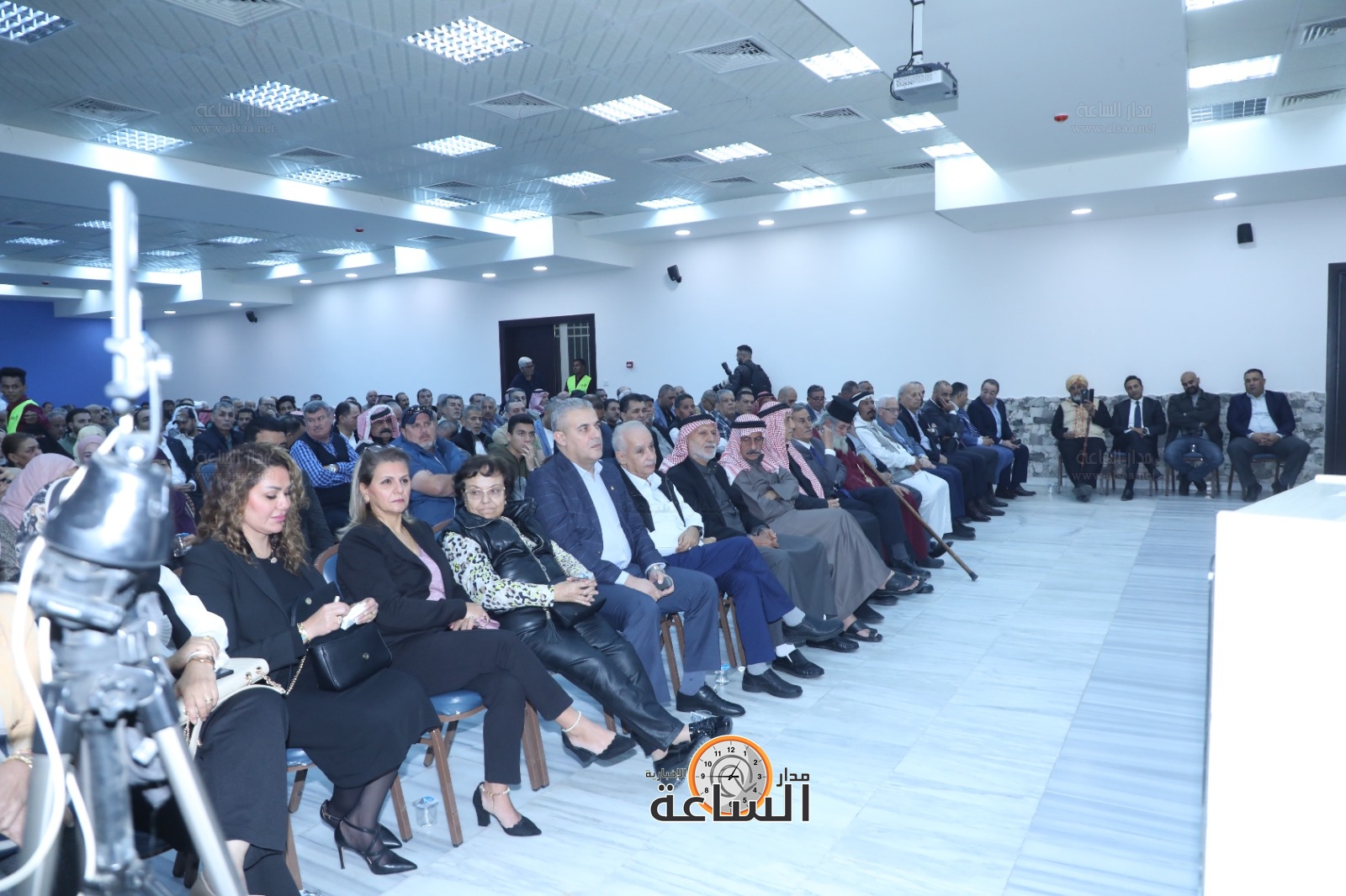 Madar Al-Saa Images 0.2942632088943089