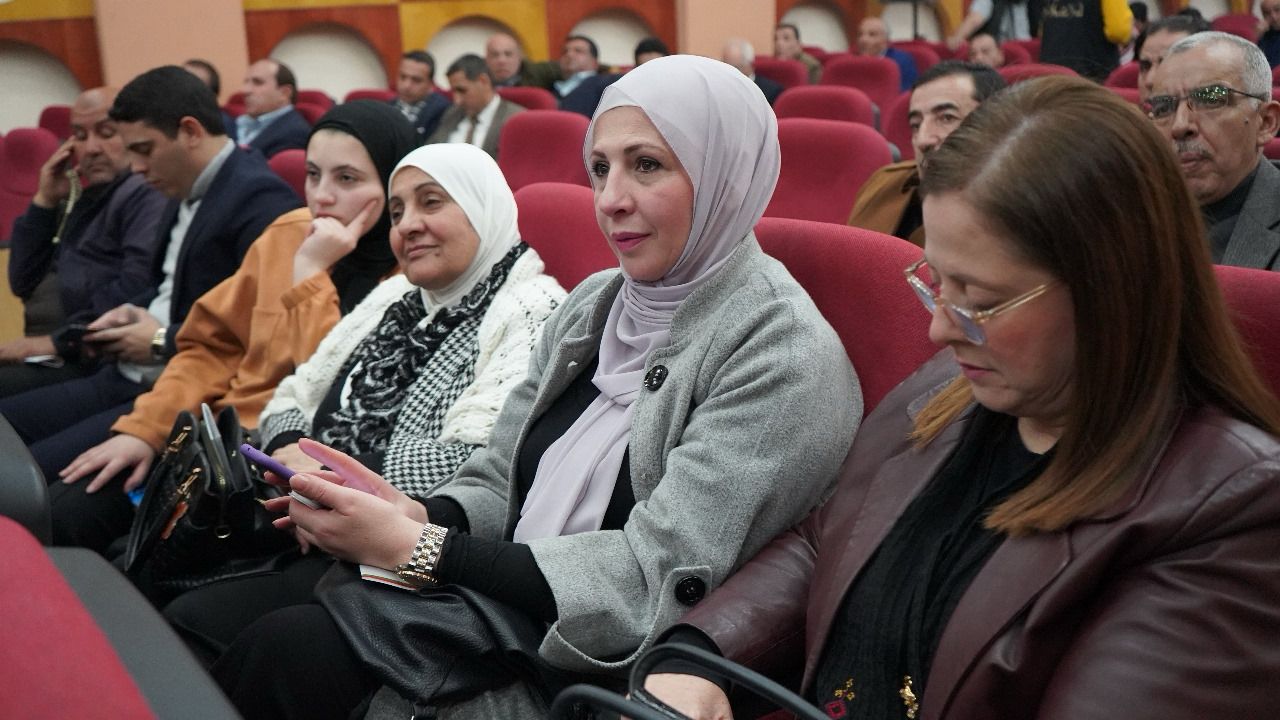 Madar Al-Saa Images 0.9689611151233728