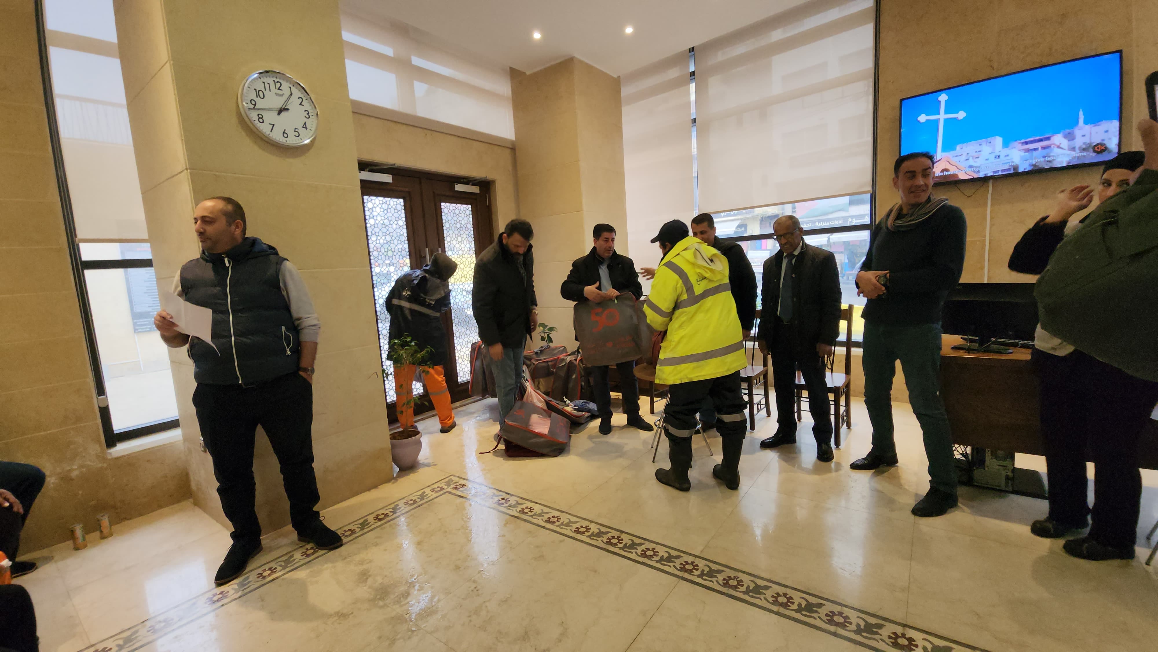 Madar Al-Saa Images 0.36486769496484195