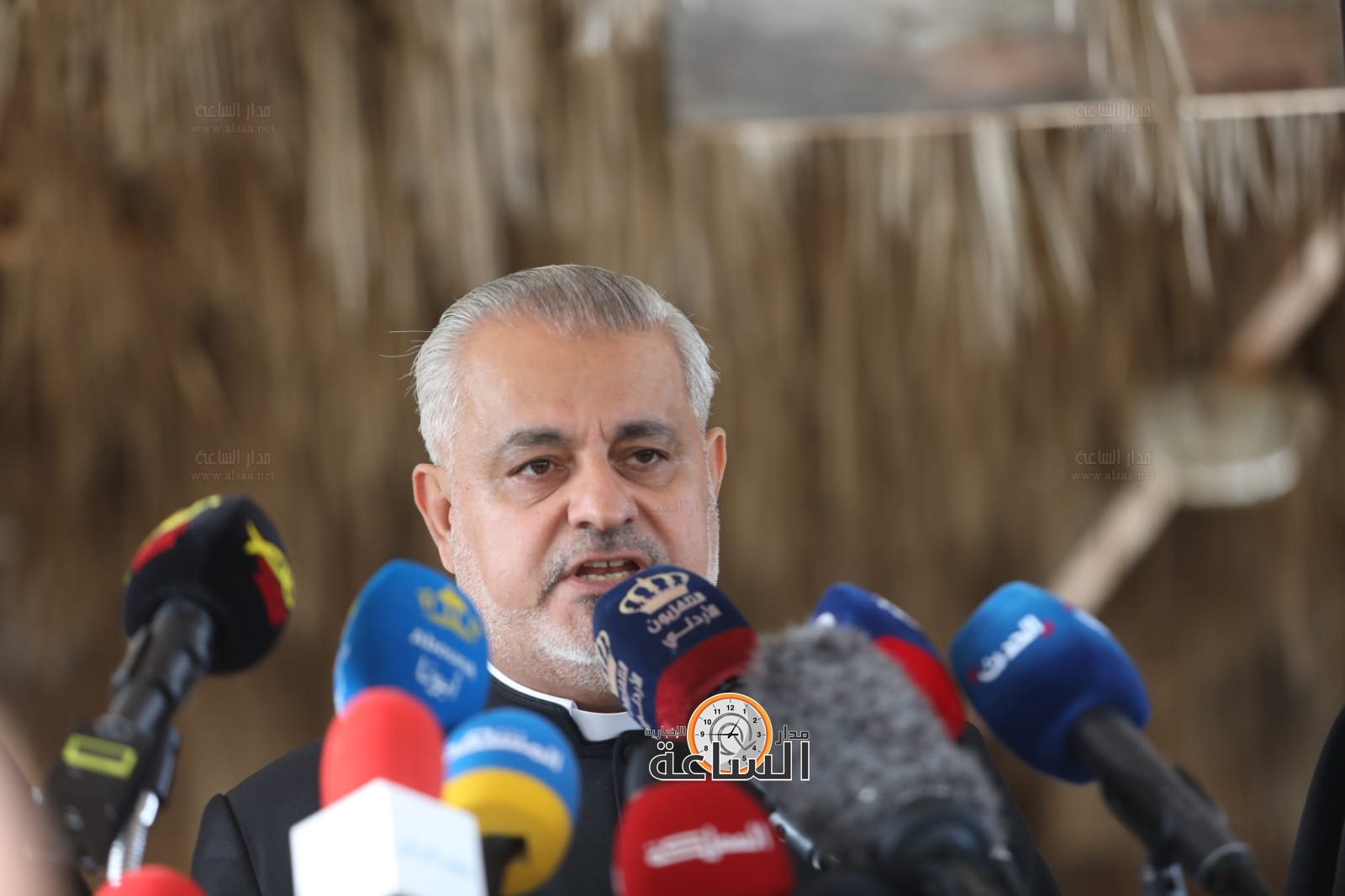 Madar Al-Saa Images 0.772786104642788