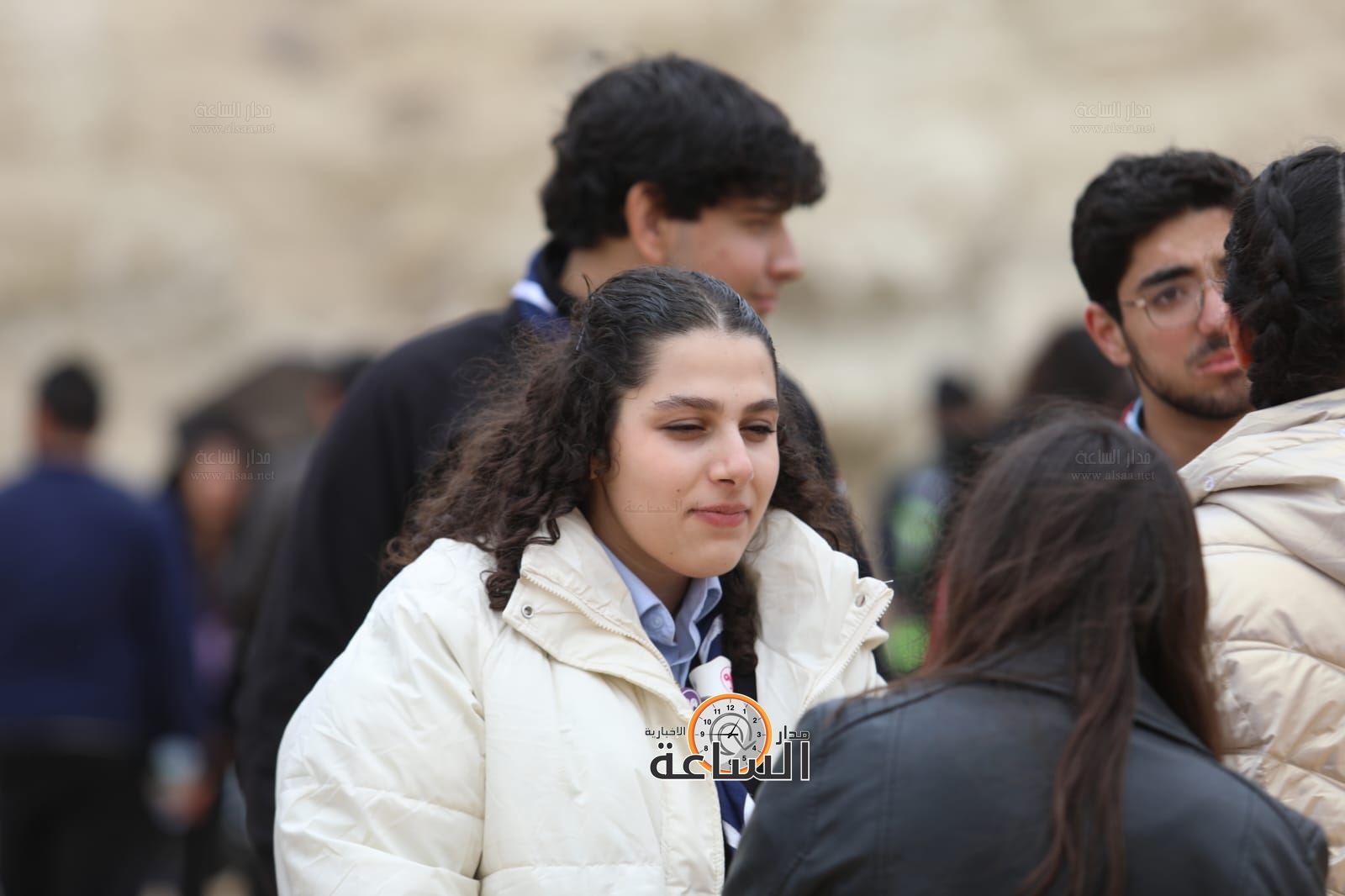 Madar Al-Saa Images 0.44371349238061564