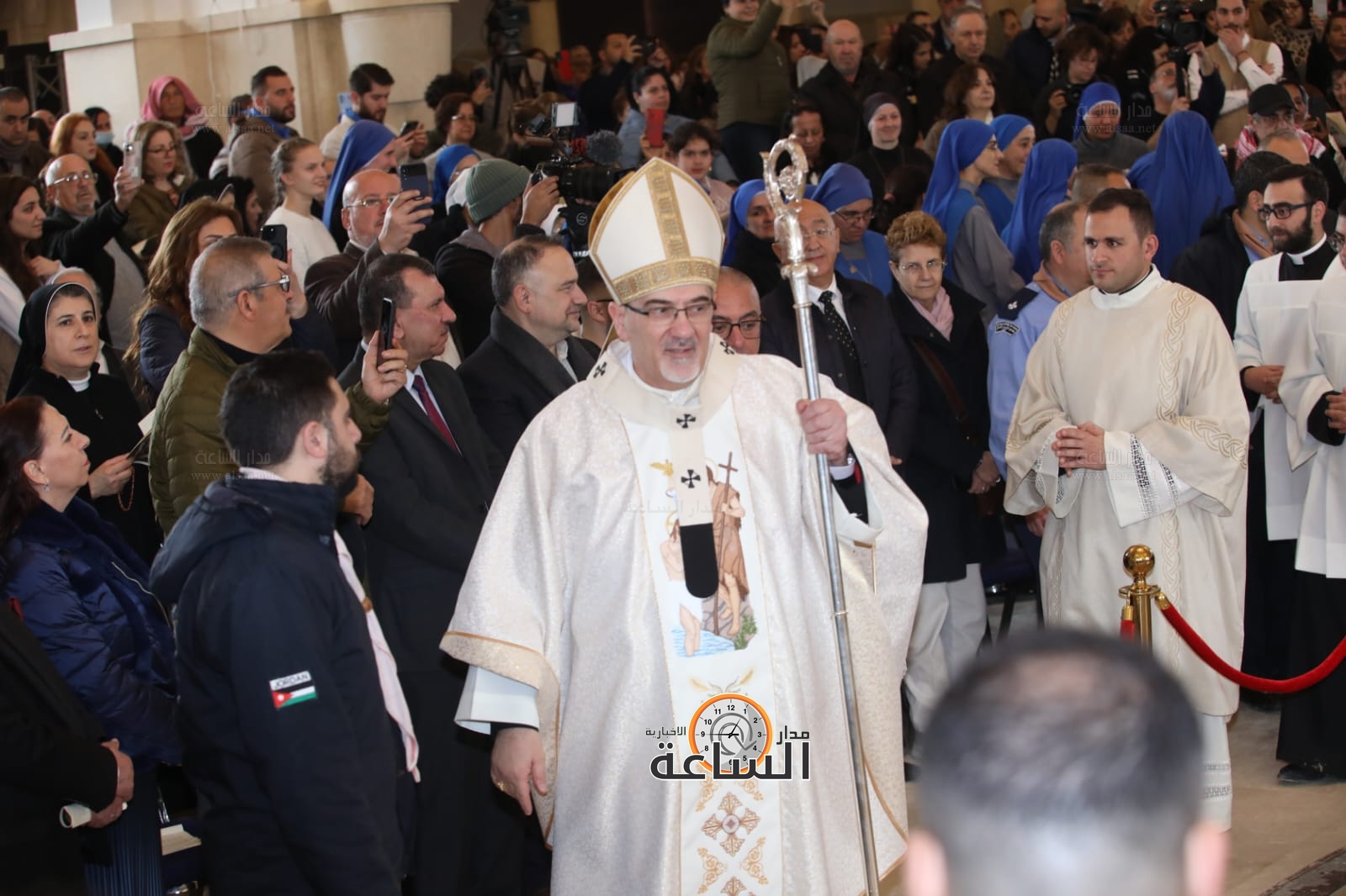 Madar Al-Saa Images 0.12618325030809152