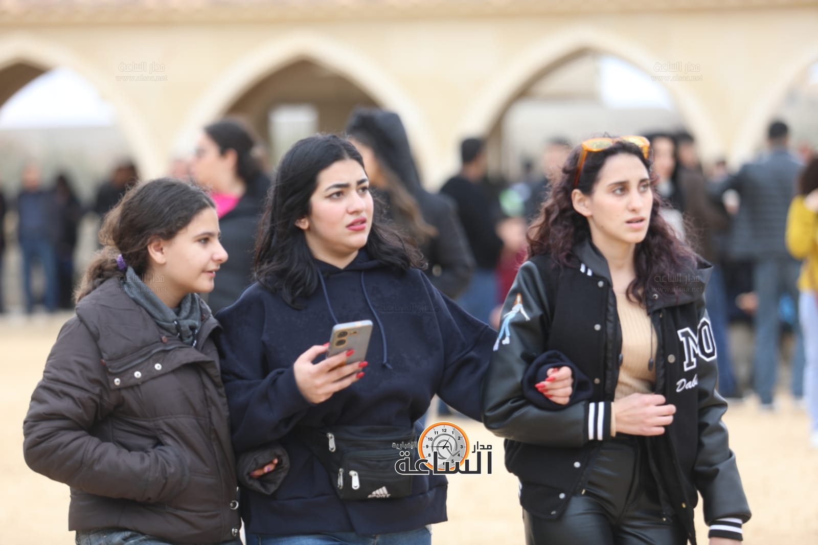 Madar Al-Saa Images 0.6660127851930275