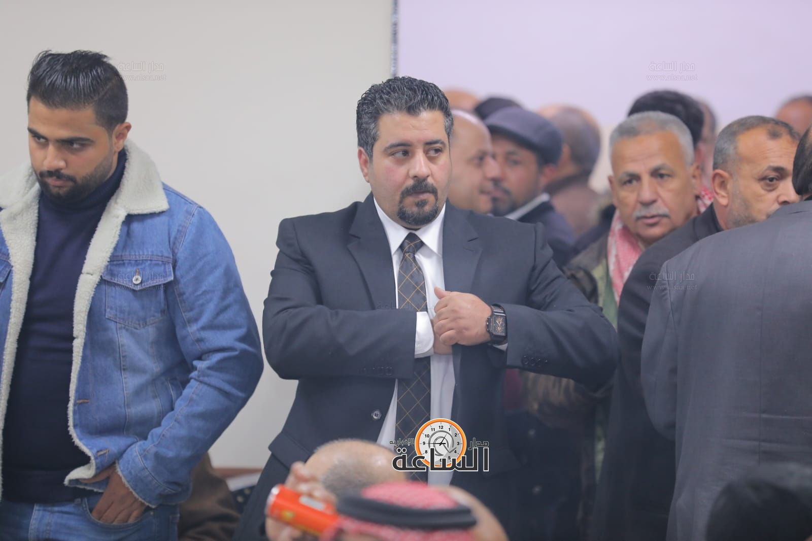 Madar Al-Saa Images 0.7173758440723563