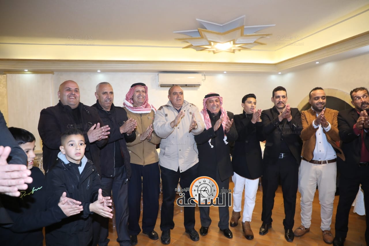 Madar Al-Saa Images 0.8518457851933507