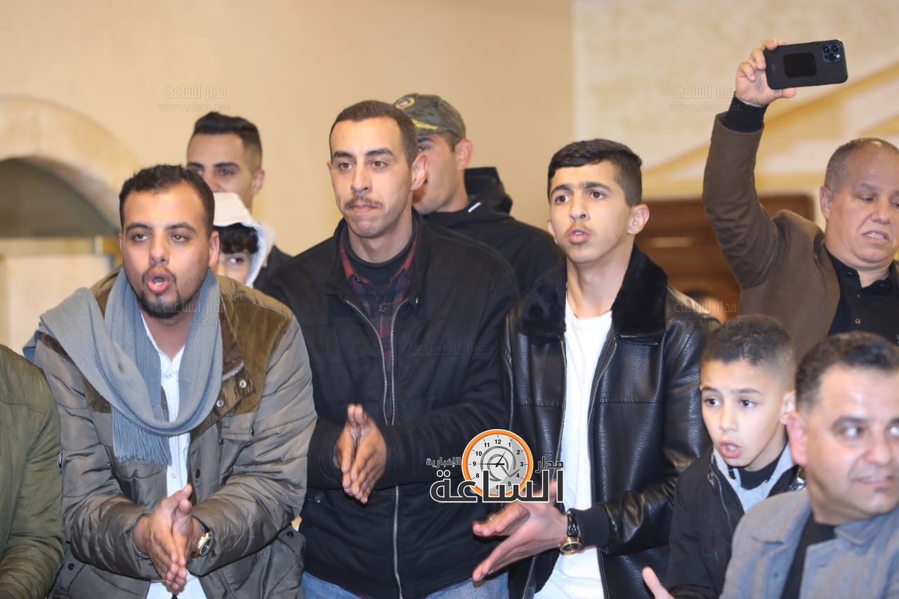 Madar Al-Saa Images 0.5744970963082325