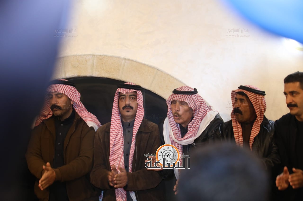 Madar Al-Saa Images 0.32997430819107265