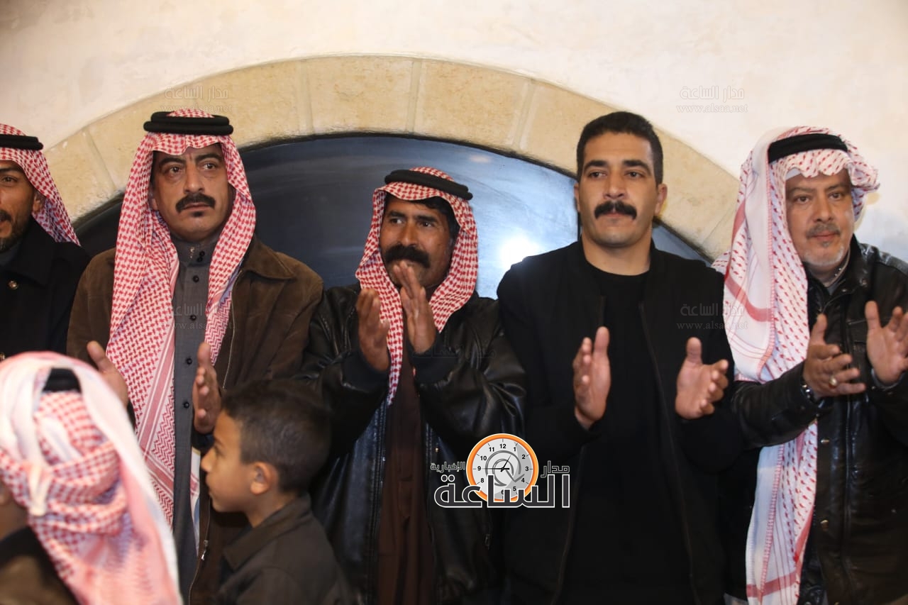 Madar Al-Saa Images 0.08828764883134754