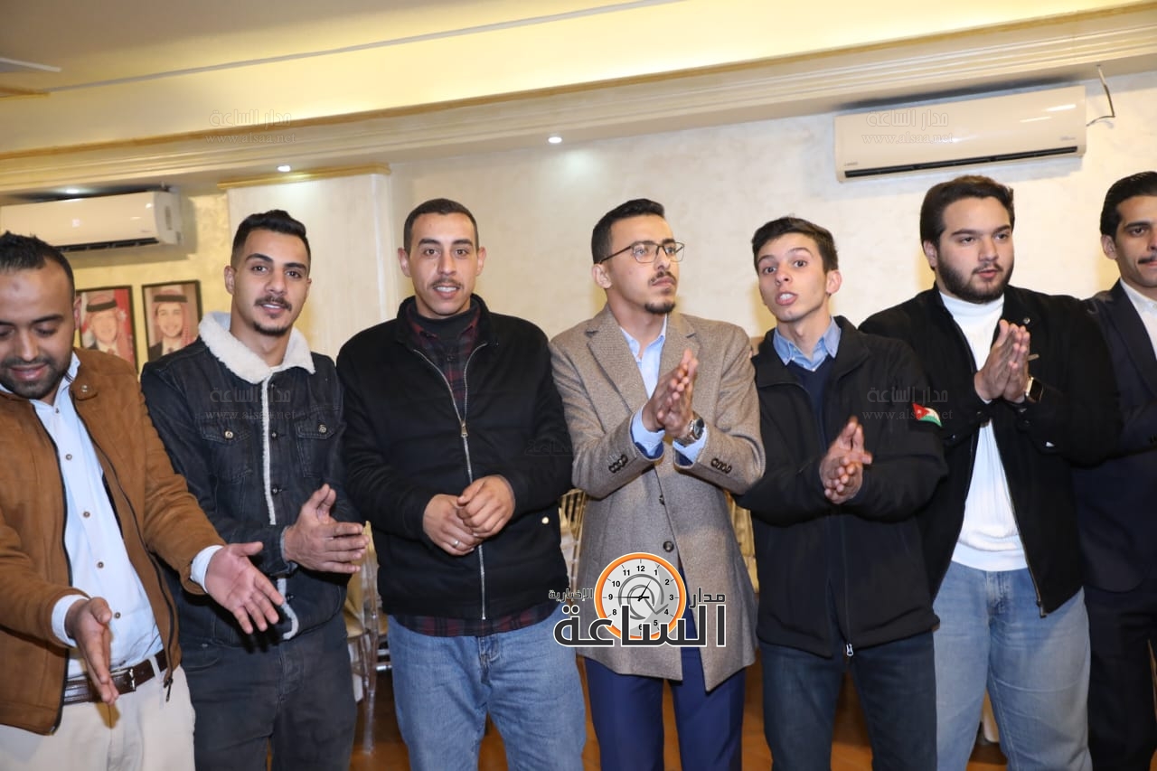 Madar Al-Saa Images 0.1525548072119225