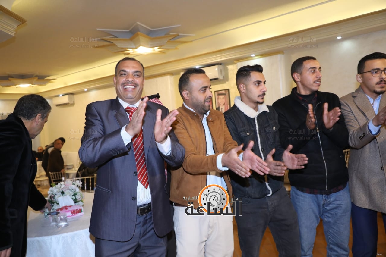 Madar Al-Saa Images 0.035109147103232985