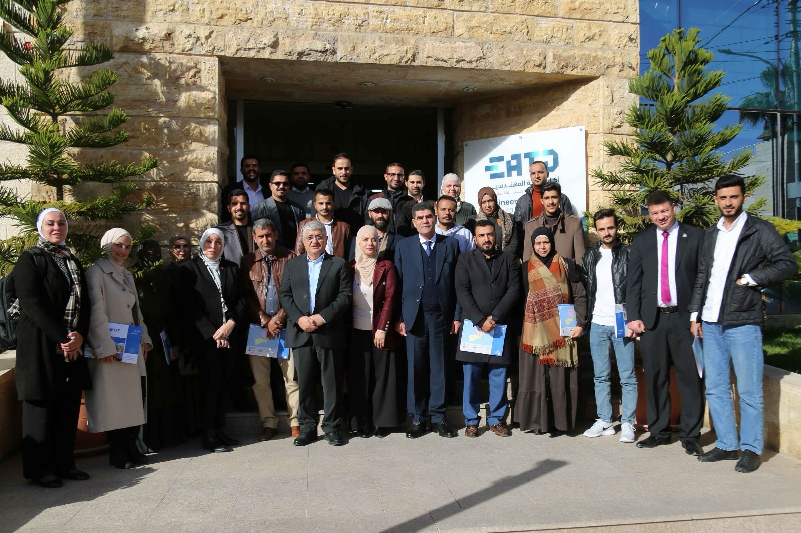 Madar Al-Saa Images 0.48157634832328133