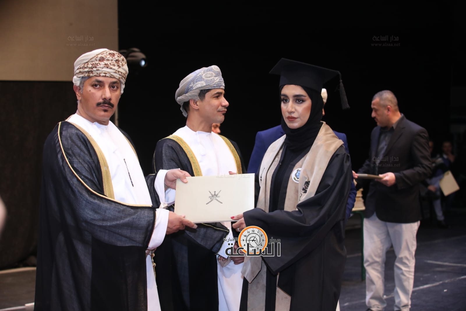 Madar Al-Saa Images 0.17385438636067696