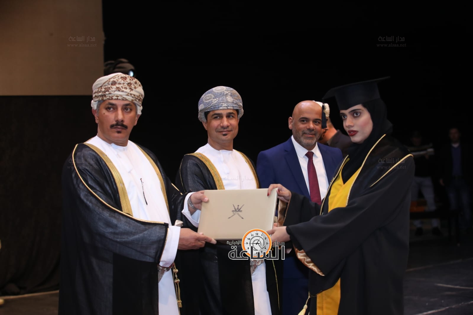 Madar Al-Saa Images 0.5342717360107148