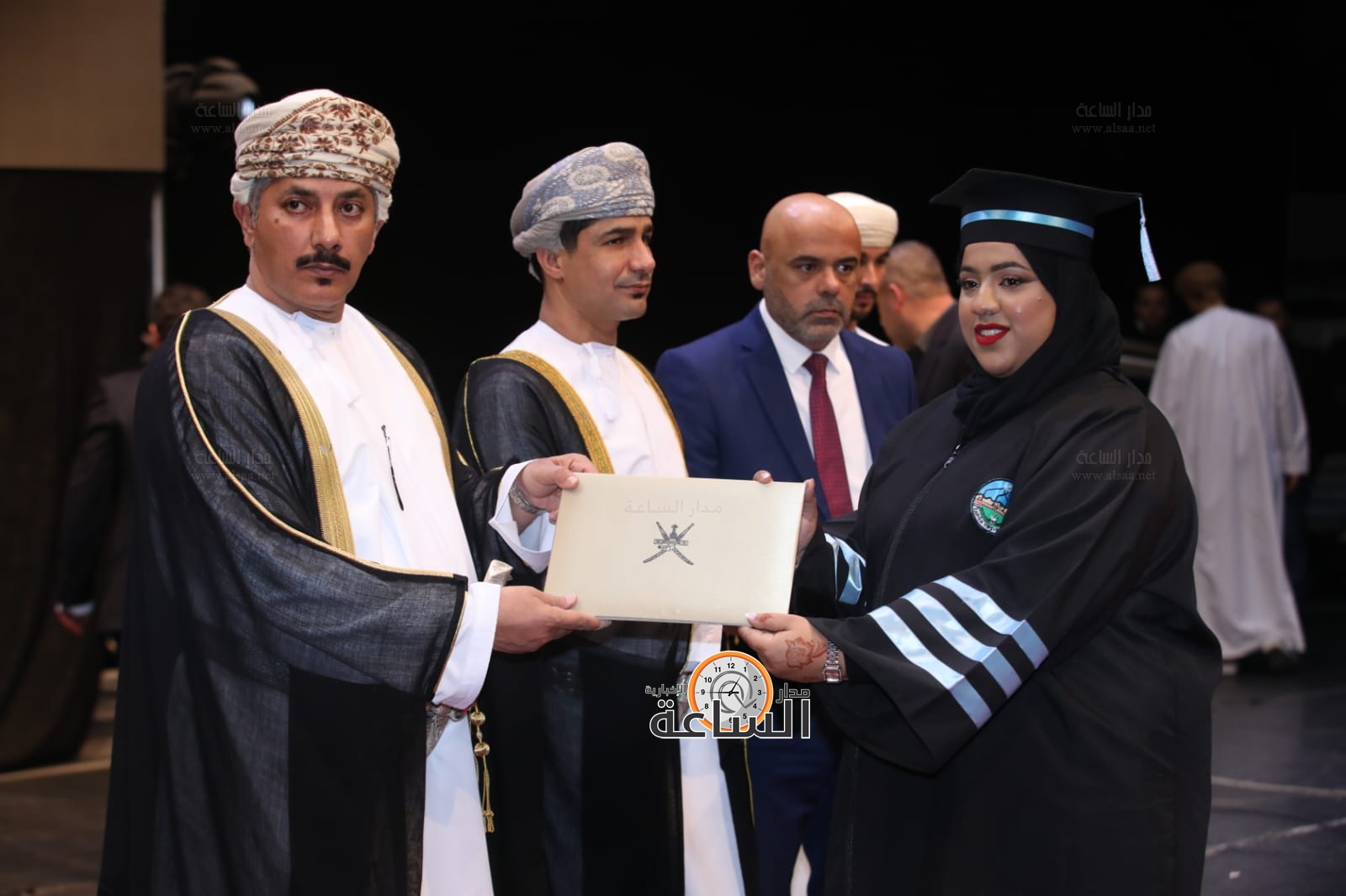 Madar Al-Saa Images 0.44241351142303653