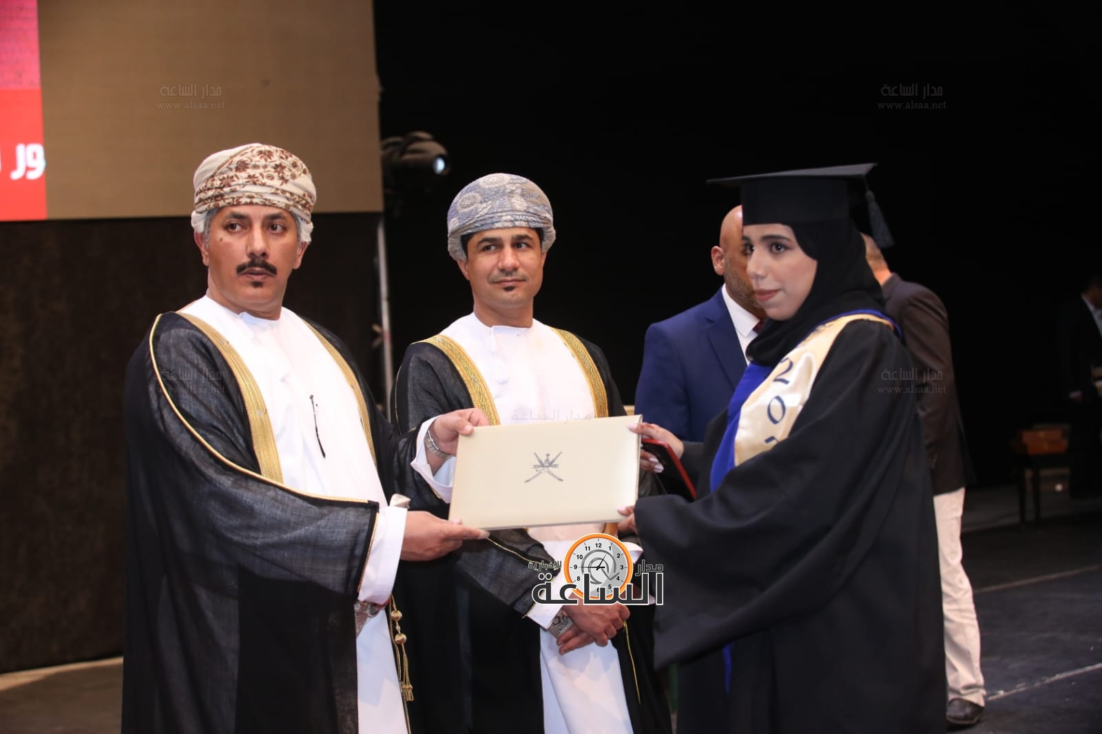 Madar Al-Saa Images 0.28553392999727634