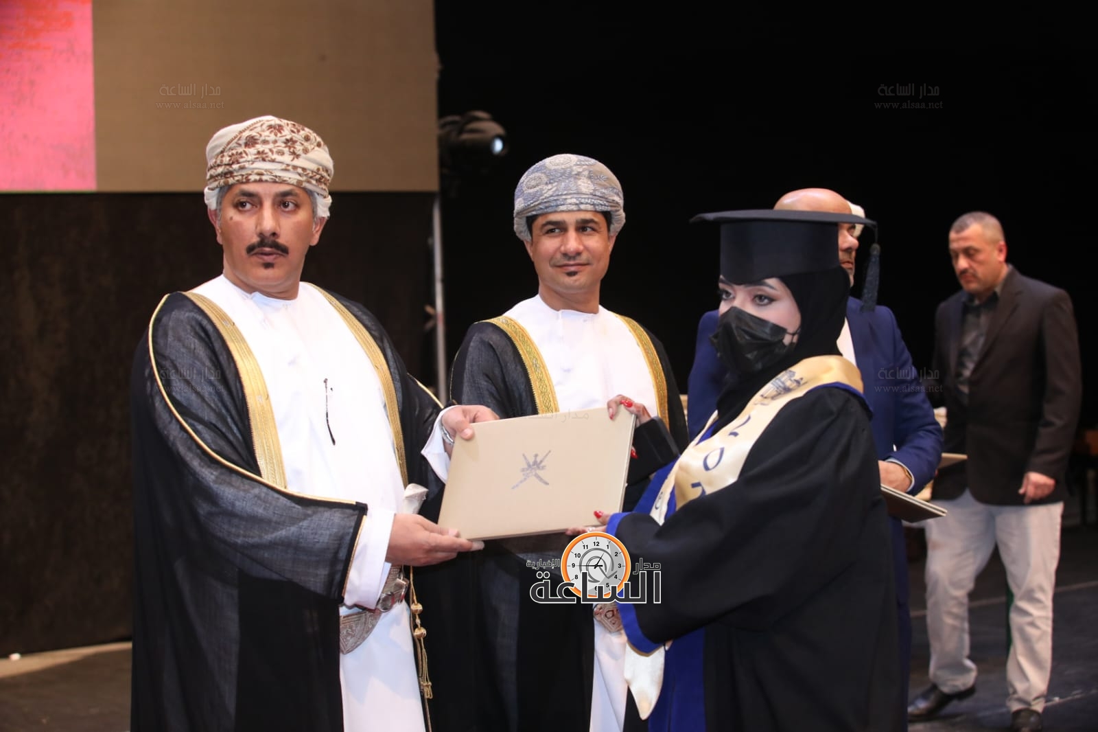 Madar Al-Saa Images 0.8997693803505342