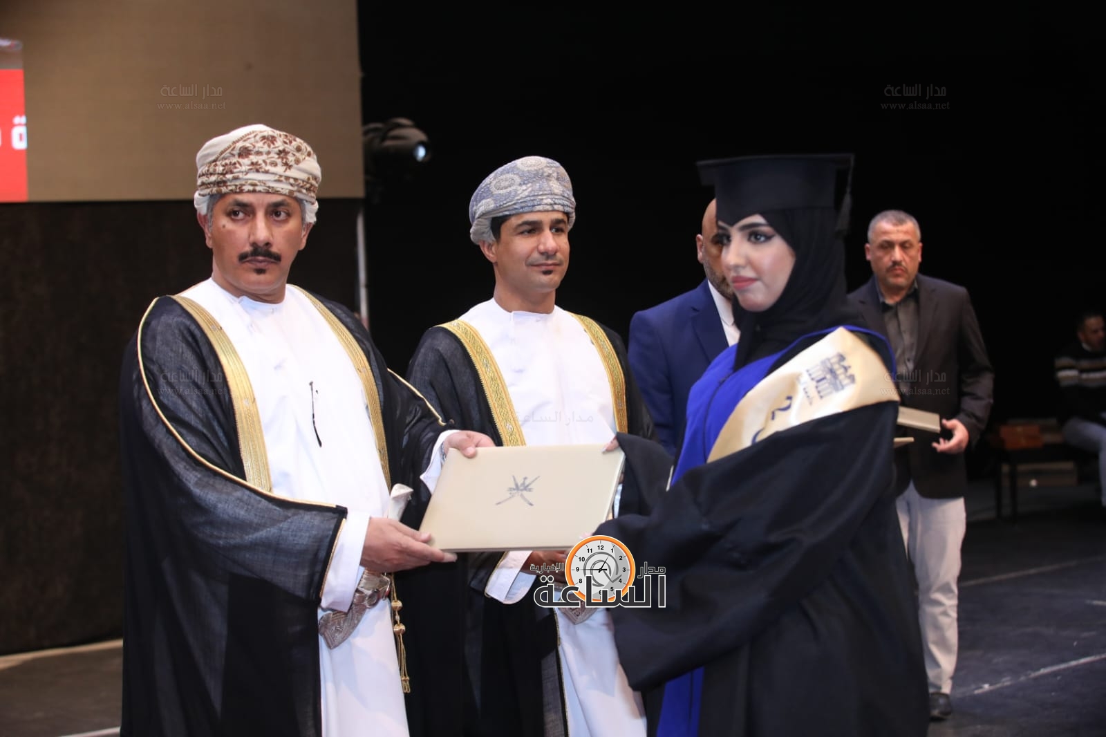 Madar Al-Saa Images 0.908707556384255