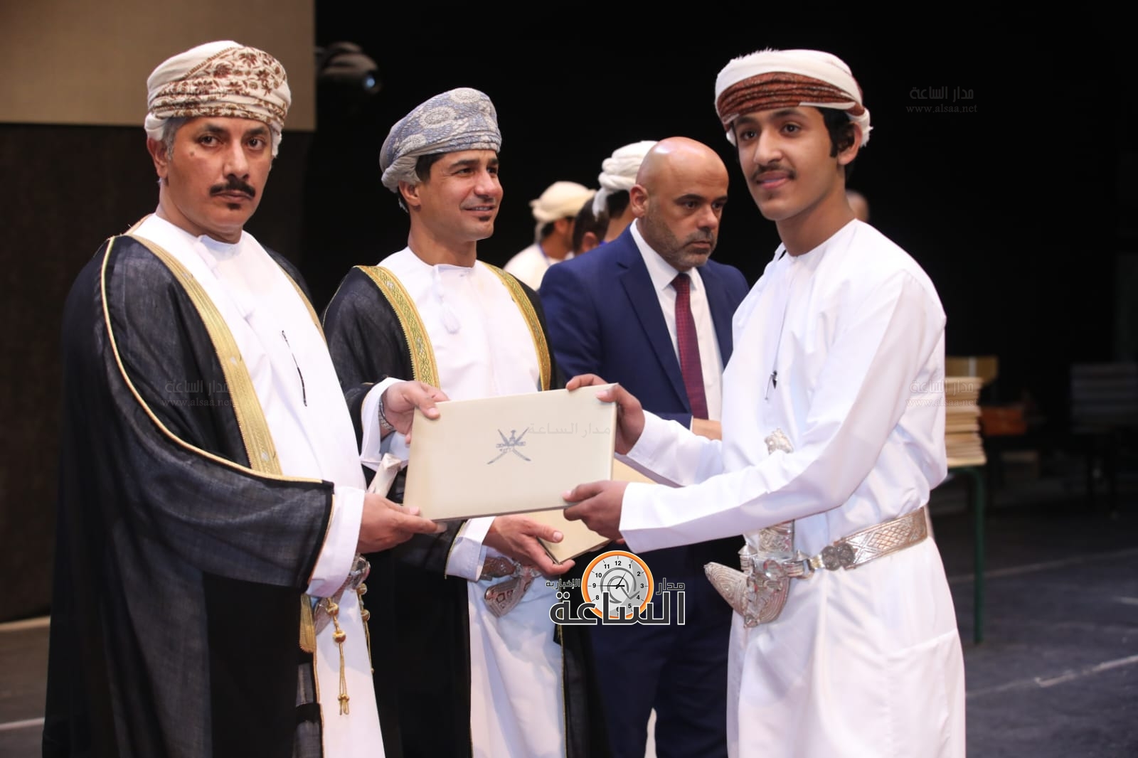 Madar Al-Saa Images 0.31891478567913256