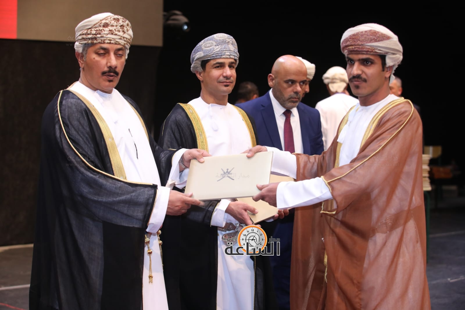 Madar Al-Saa Images 0.6684401426517119