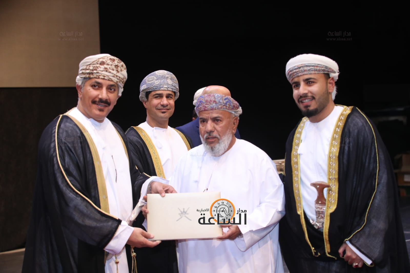 Madar Al-Saa Images 0.7319498179084645