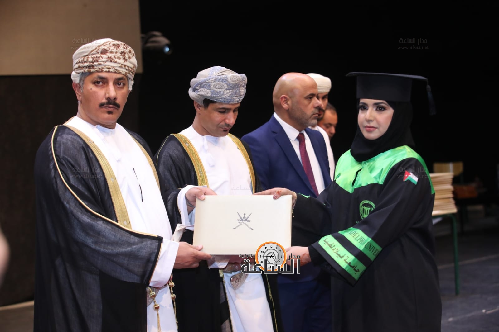 Madar Al-Saa Images 0.895782035066272