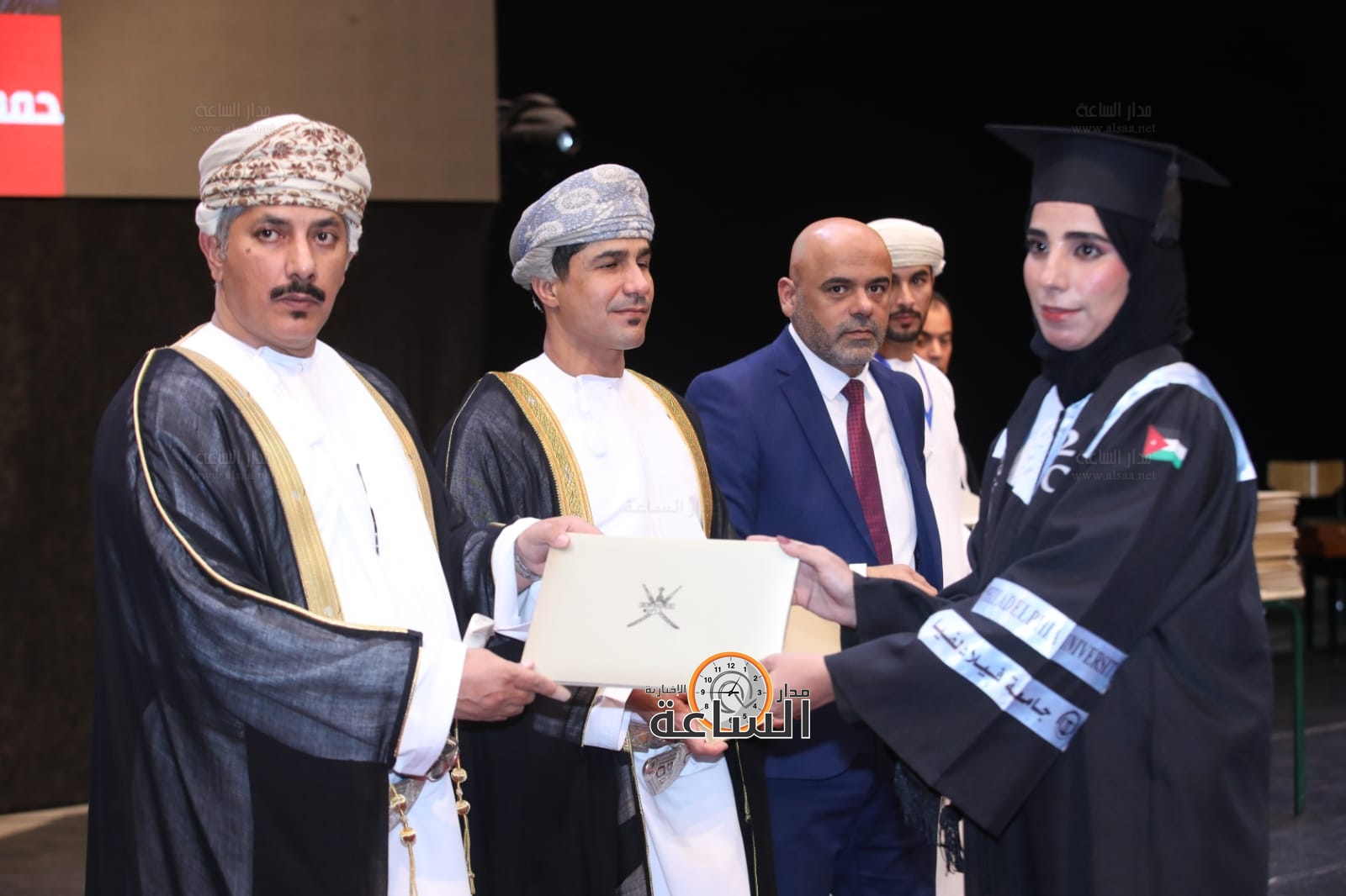 Madar Al-Saa Images 0.10174940645064368