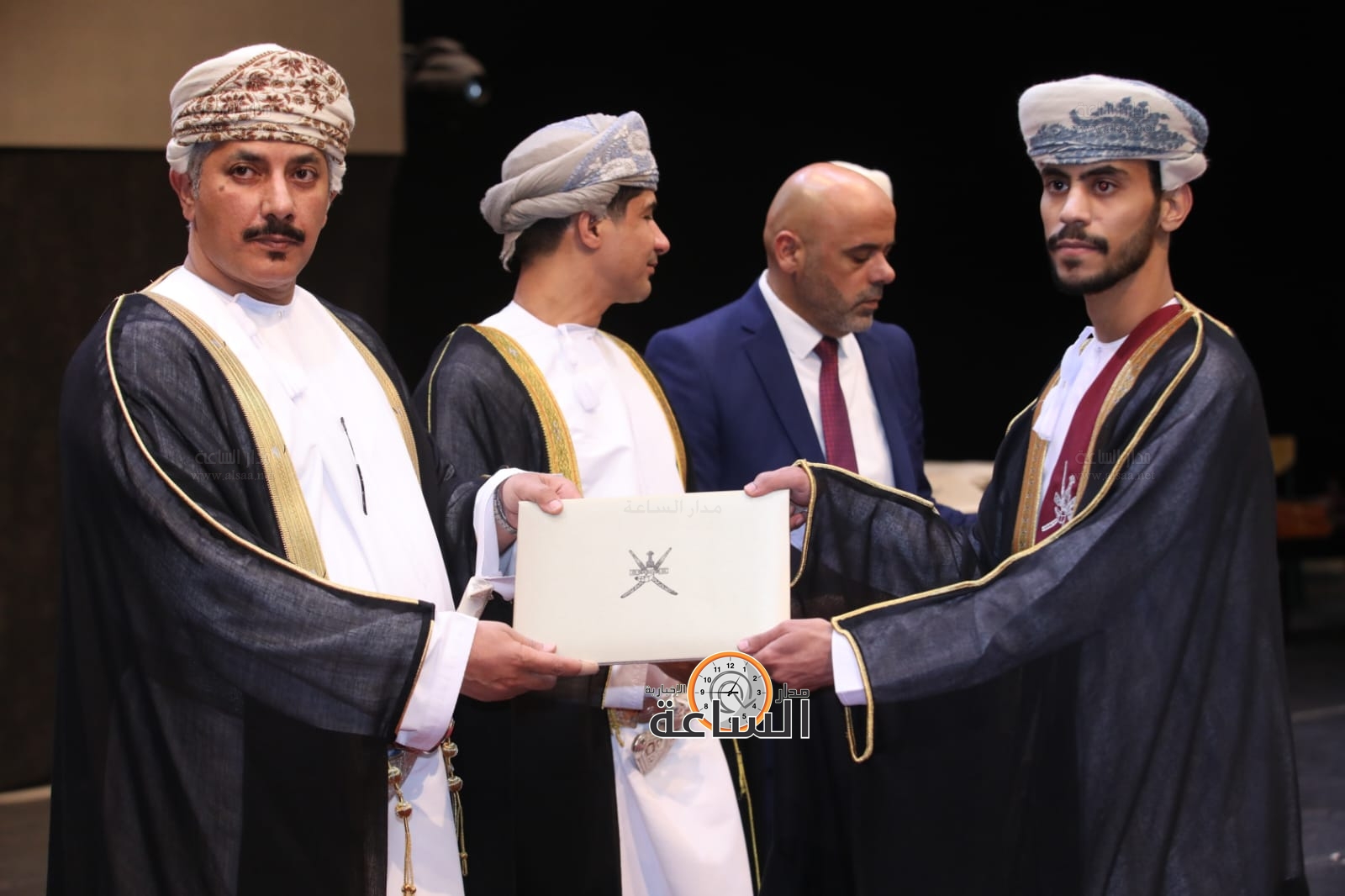 Madar Al-Saa Images 0.13430458636440412