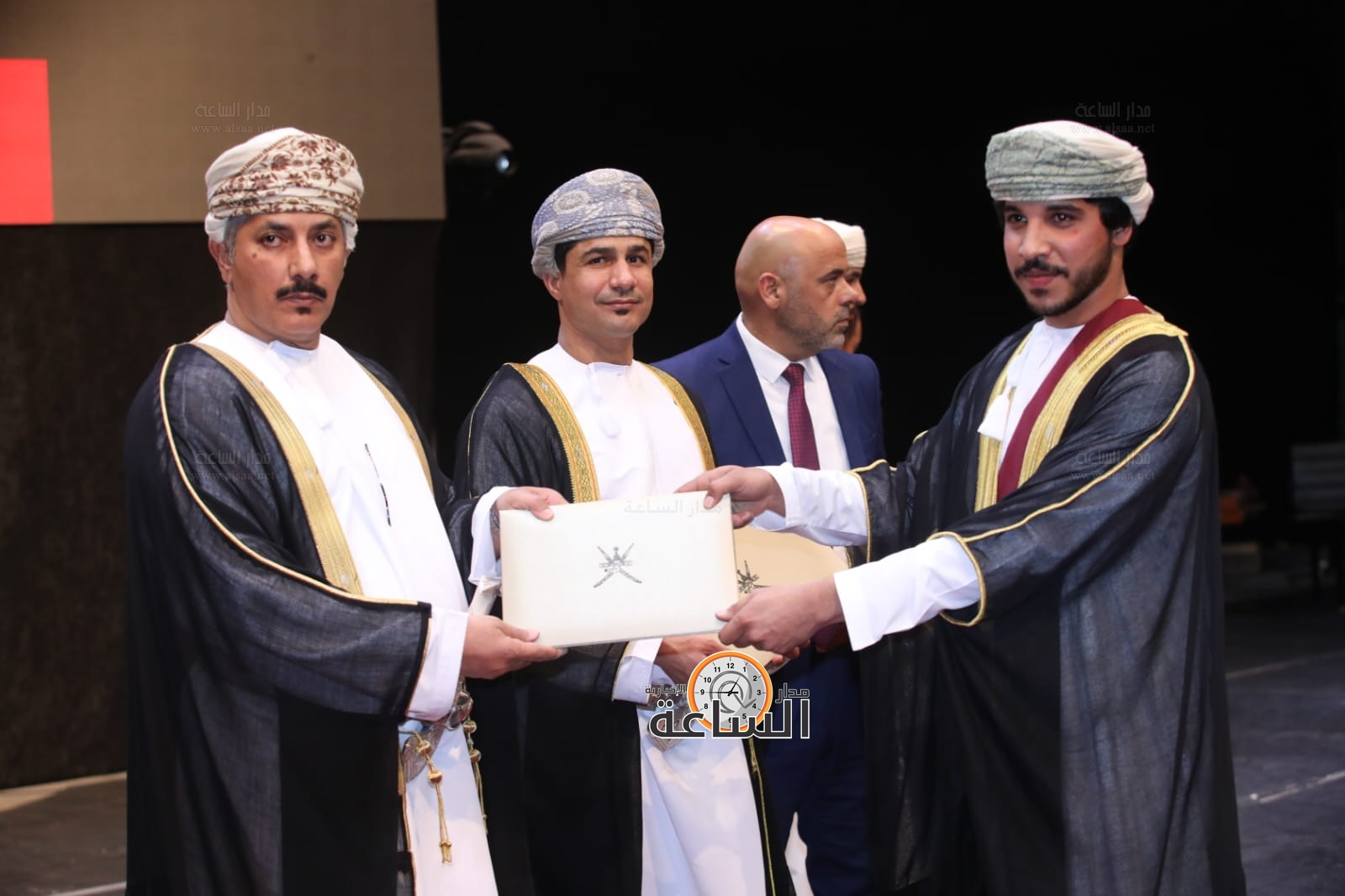 Madar Al-Saa Images 0.36974134397451386