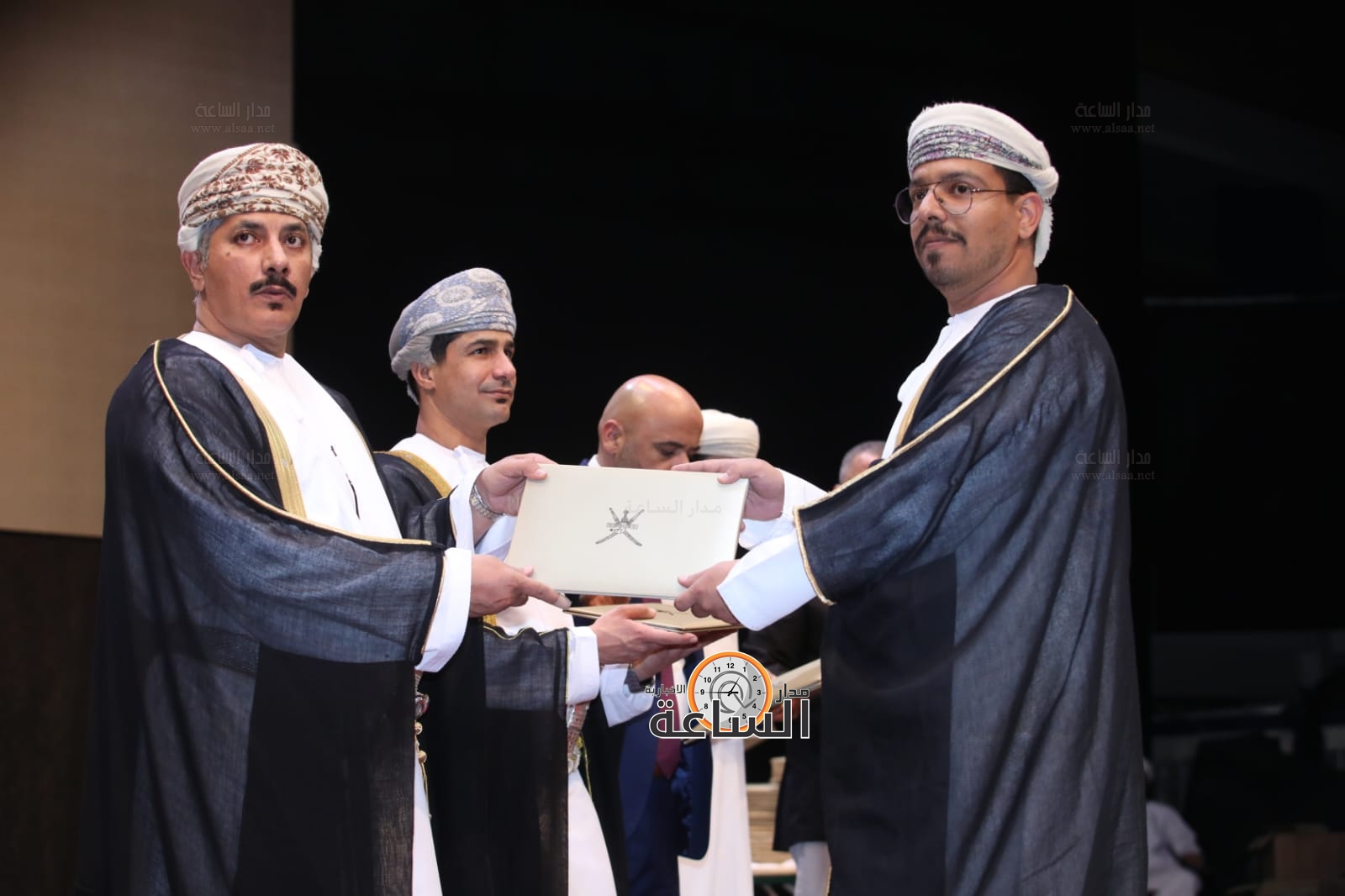 Madar Al-Saa Images 0.020656974463655775