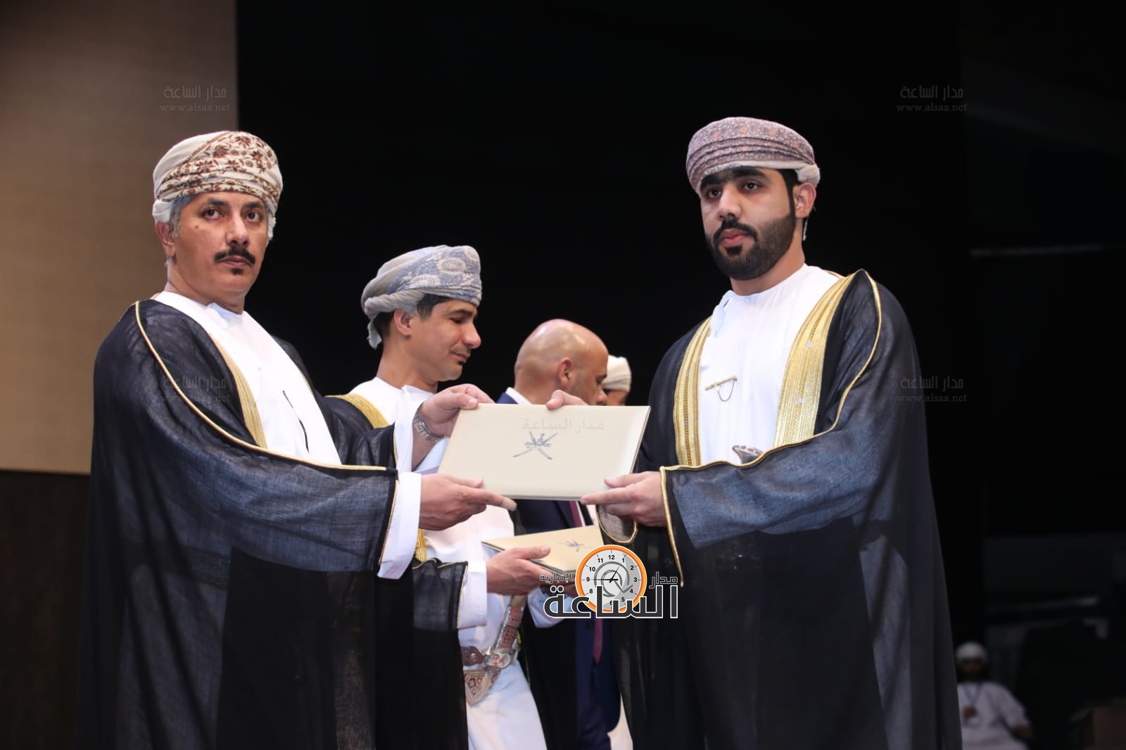 Madar Al-Saa Images 0.3194774771884523