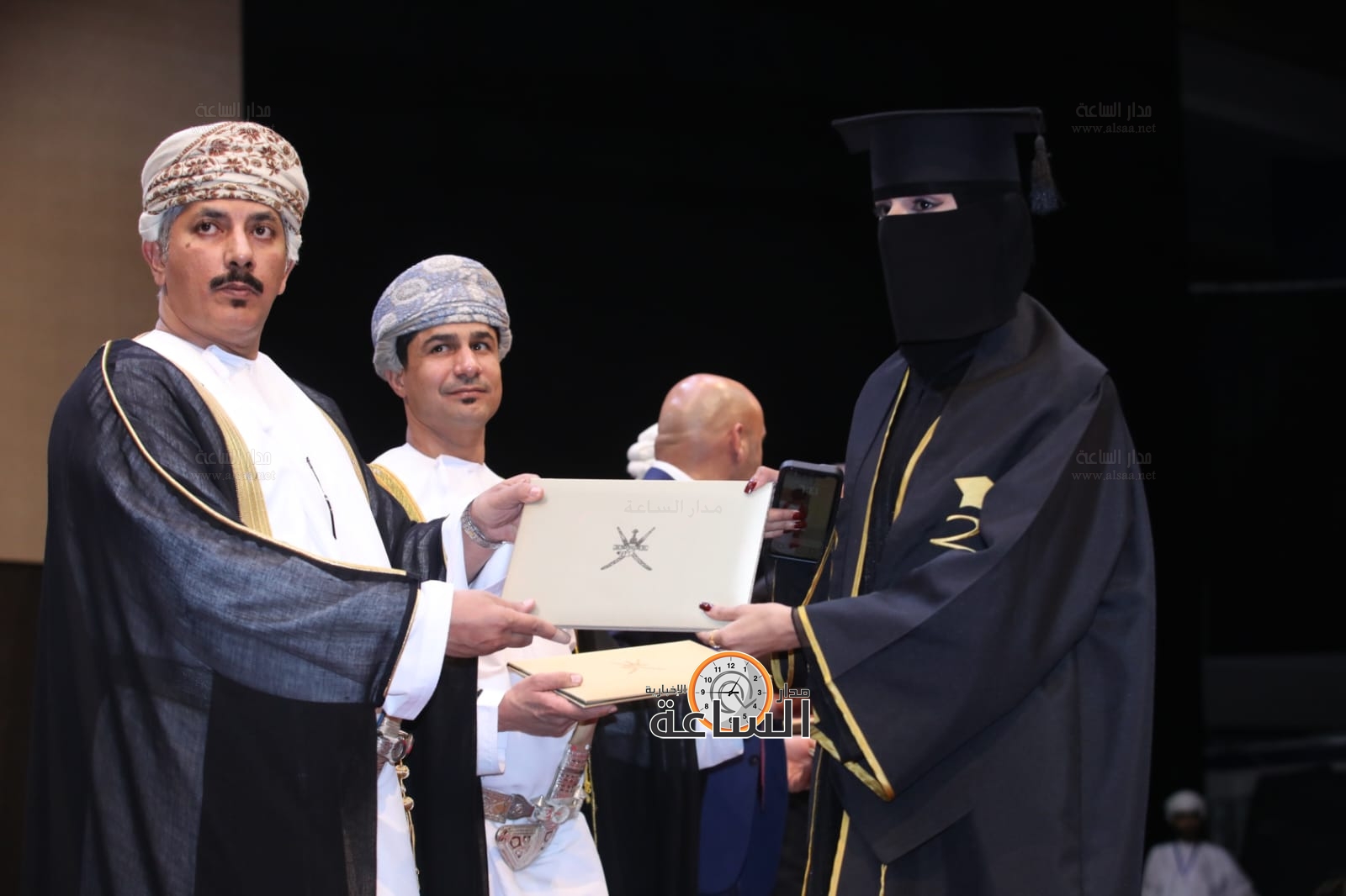 Madar Al-Saa Images 0.2057115410616488