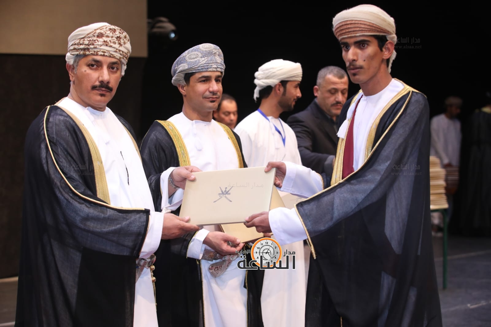 Madar Al-Saa Images 0.4983407170549967