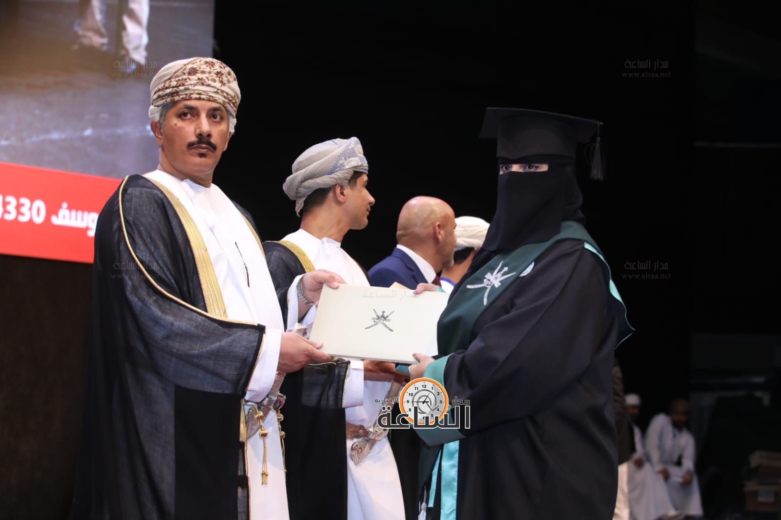 Madar Al-Saa Images 0.07282488287376987