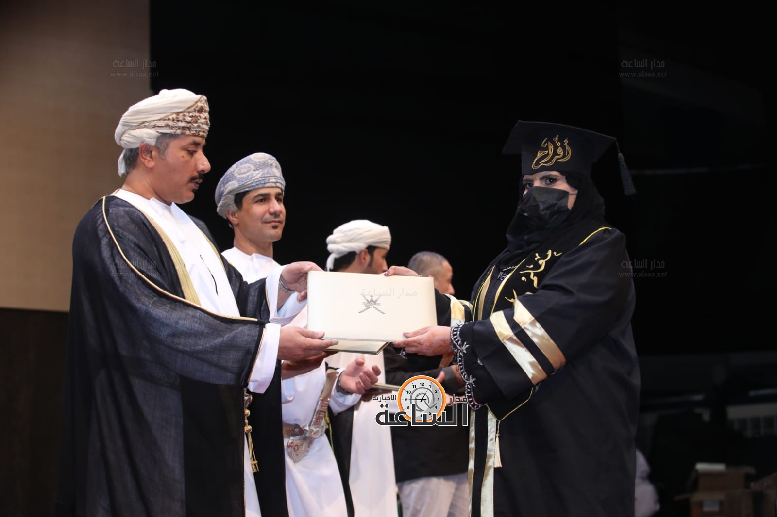 Madar Al-Saa Images 0.6330320218991774