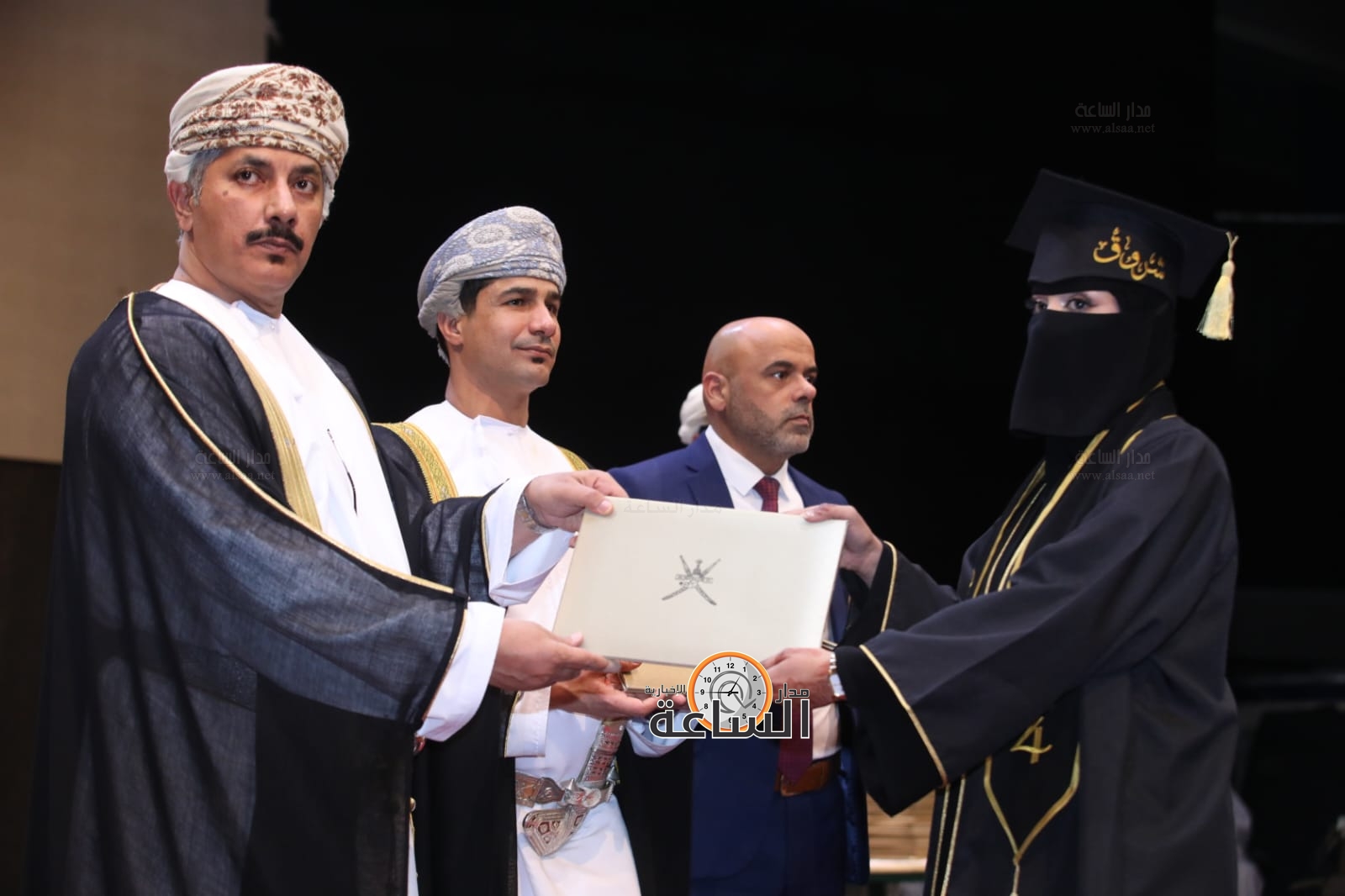 Madar Al-Saa Images 0.1340375376157661