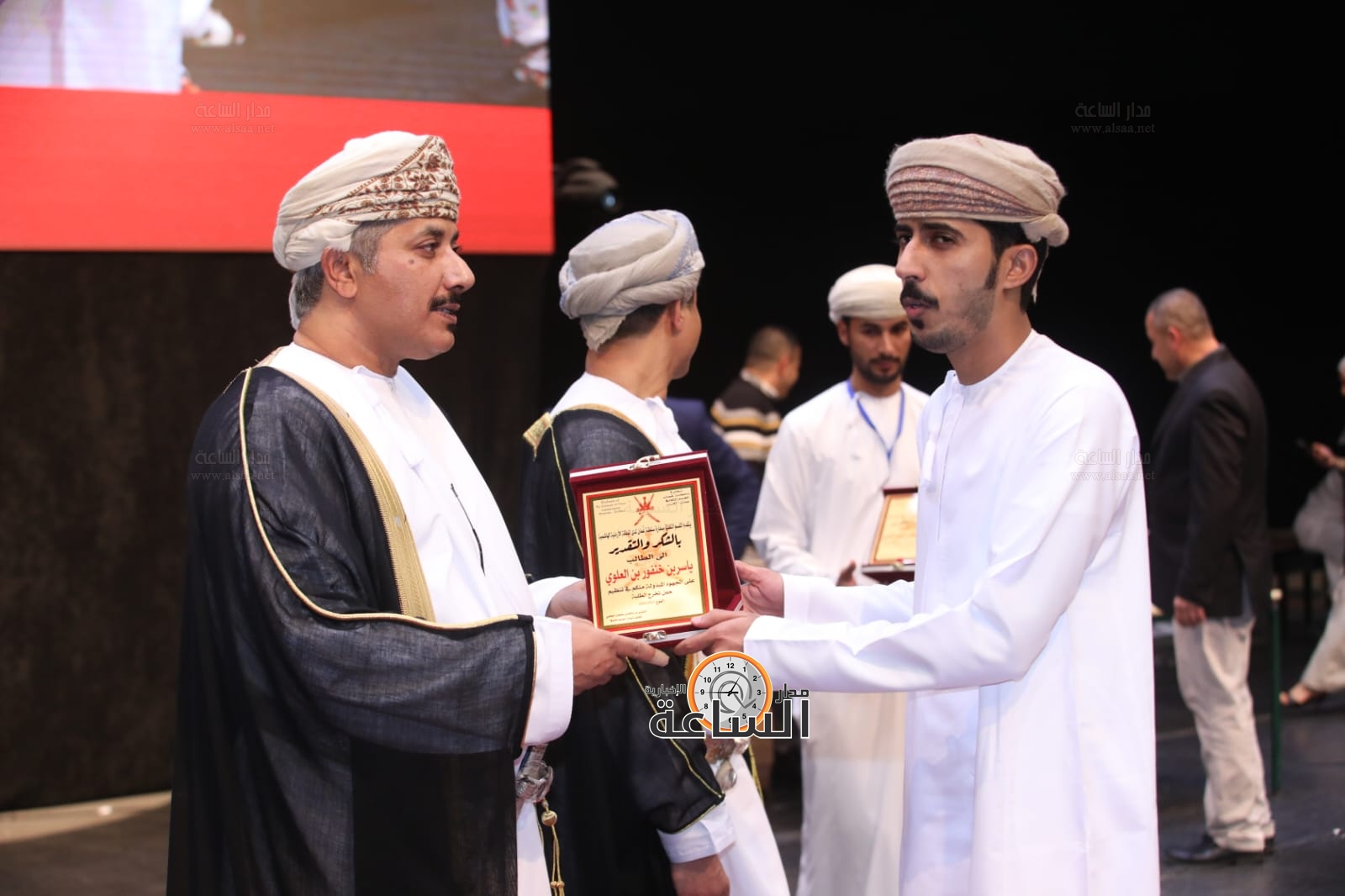 Madar Al-Saa Images 0.3893911610565759