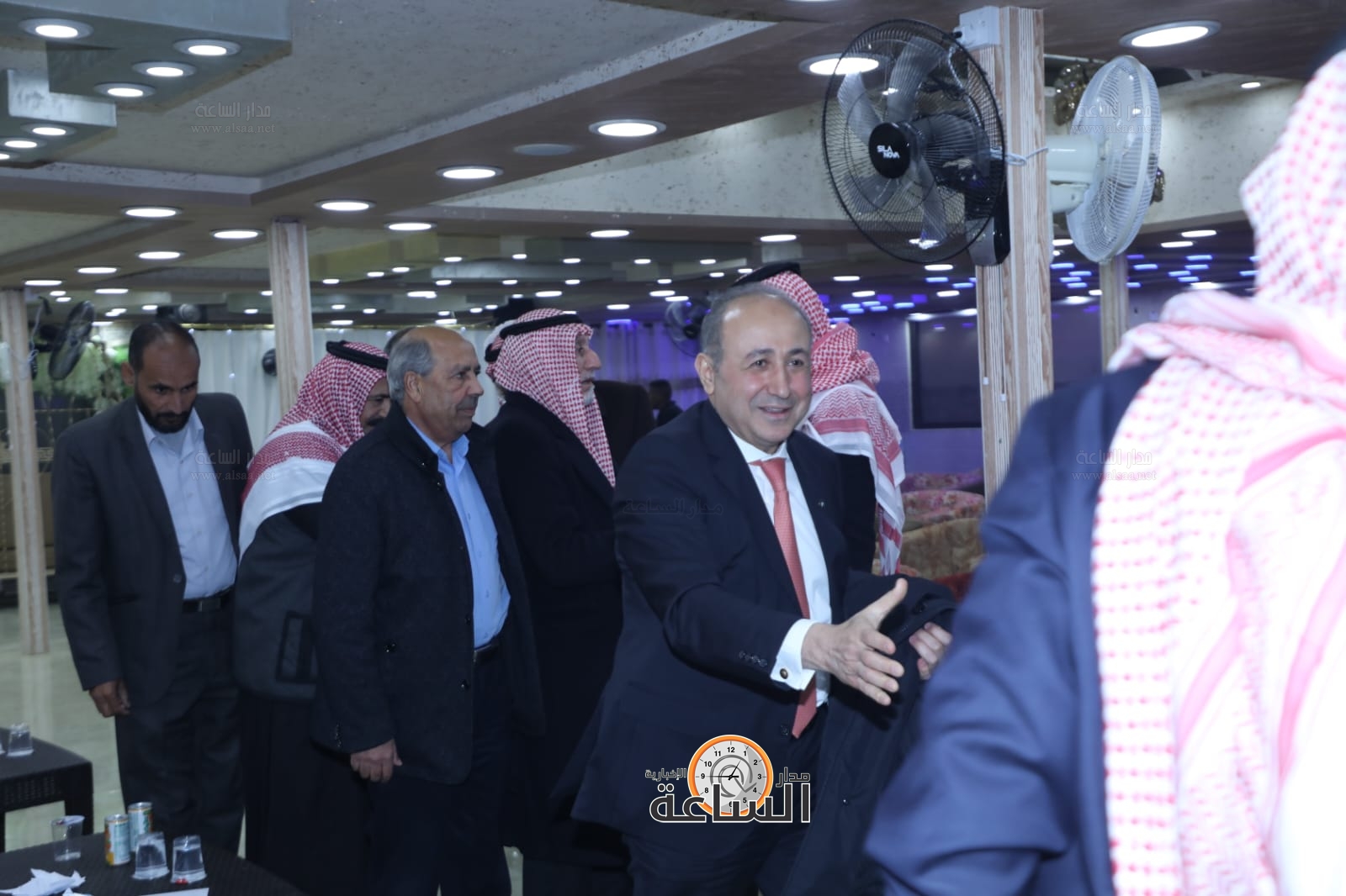 Madar Al-Saa Images 0.528115089798737