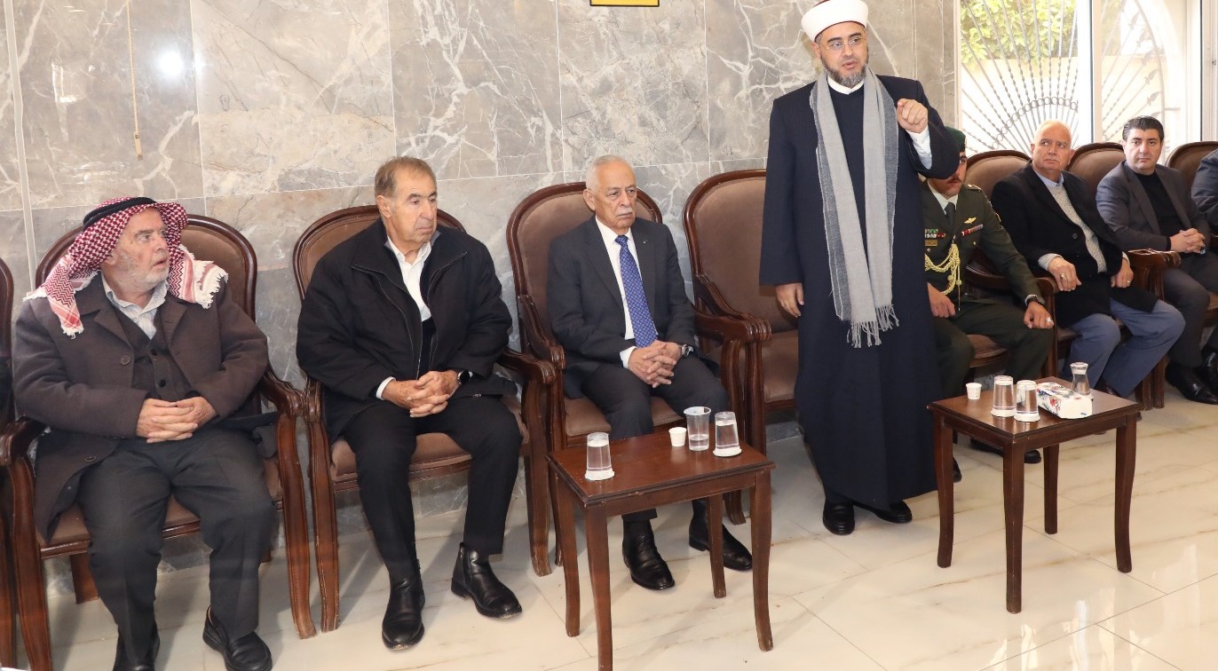 Madar Al-Saa Images 0.01523440487868255