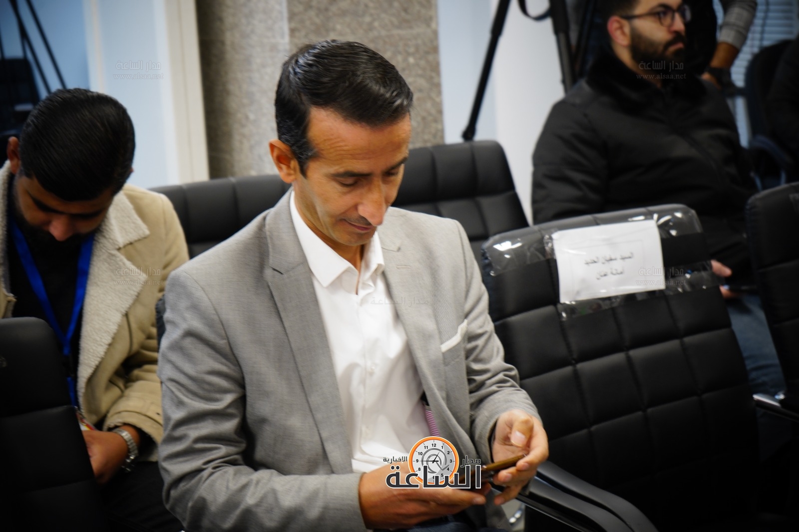 Madar Al-Saa Images 0.3546148709025265