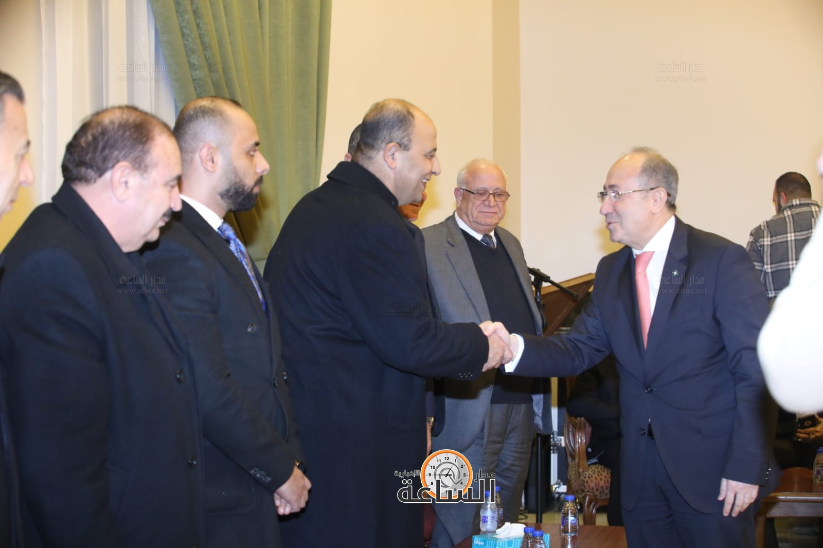 Madar Al-Saa Images 0.08254349675142225