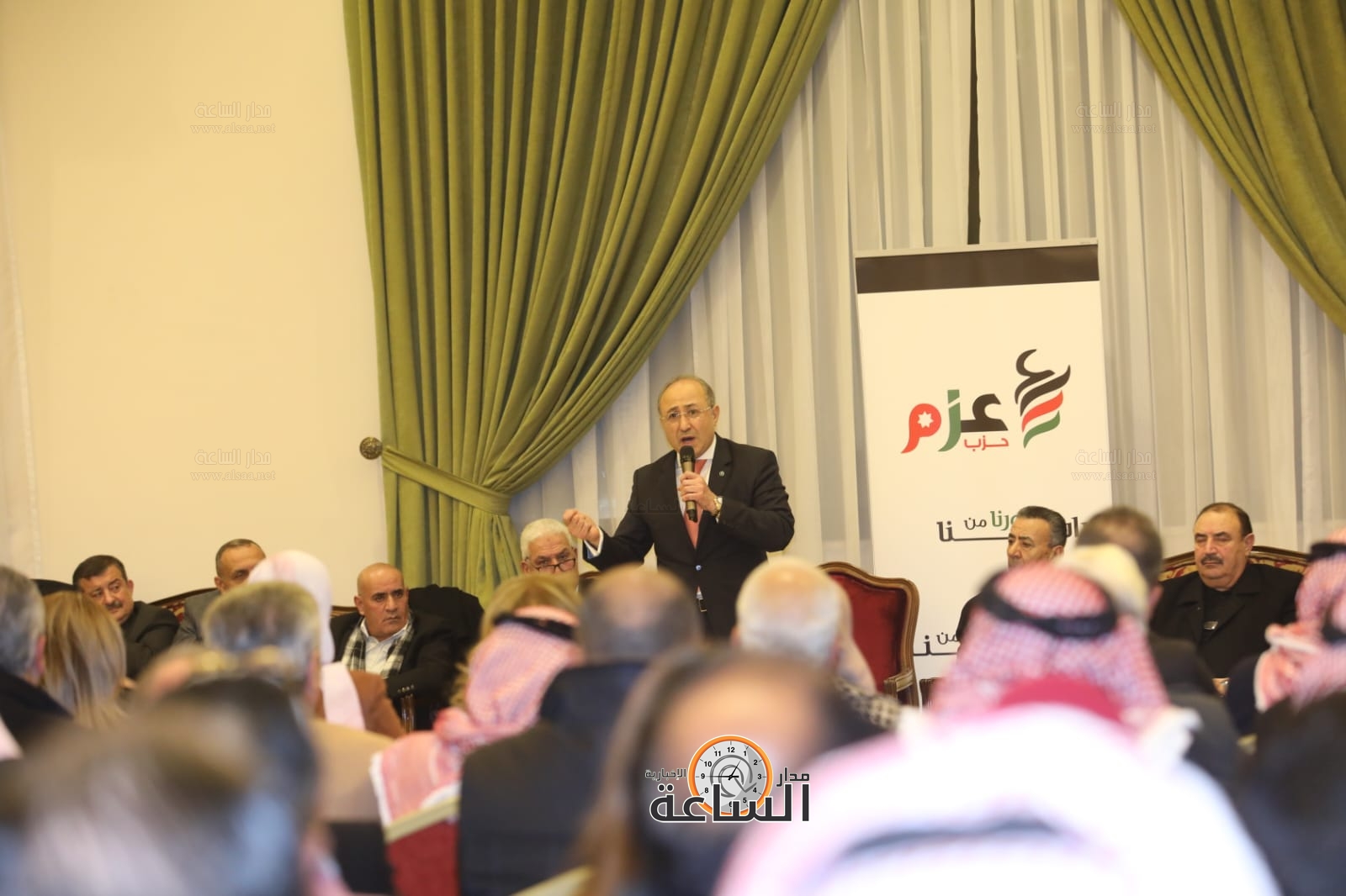 Madar Al-Saa Images 0.5698658082178929