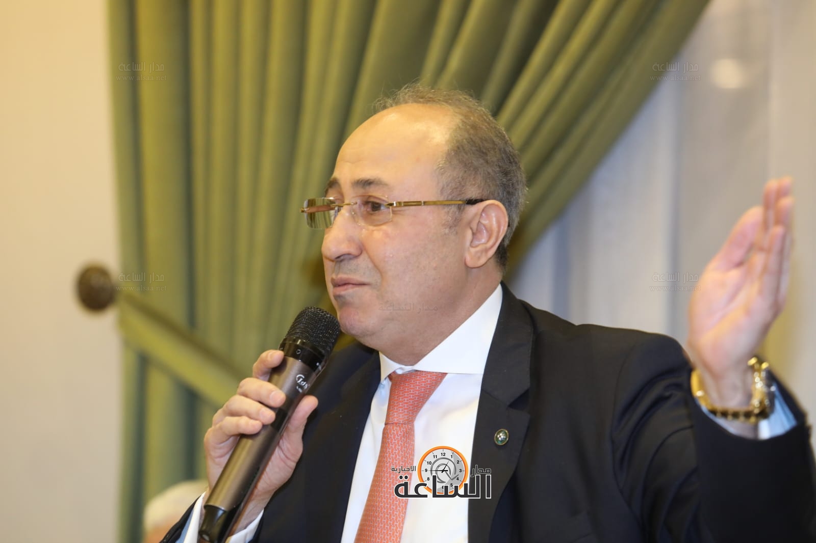 Madar Al-Saa Images 0.4028387716407378