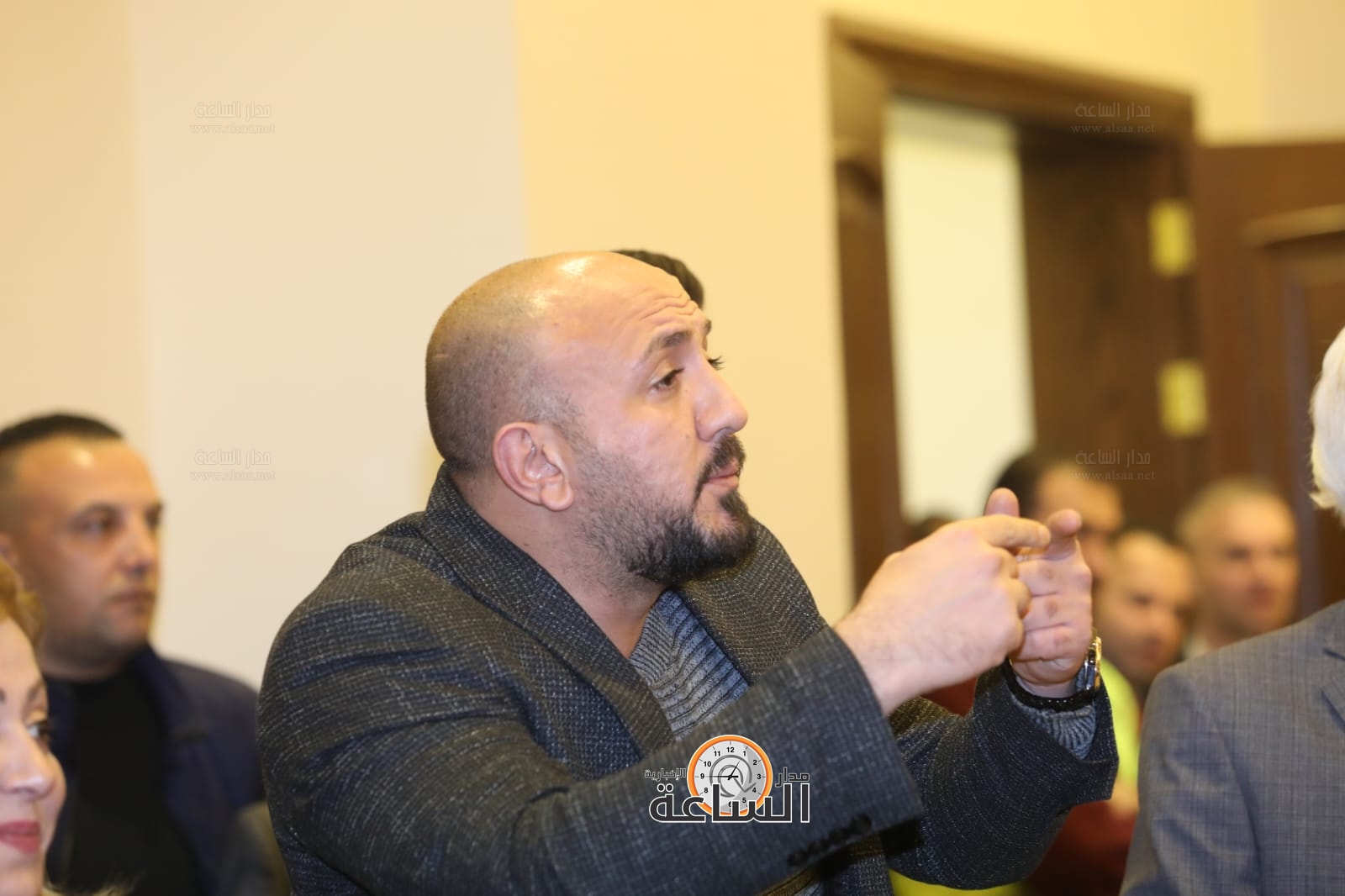 Madar Al-Saa Images 0.7980285911538227