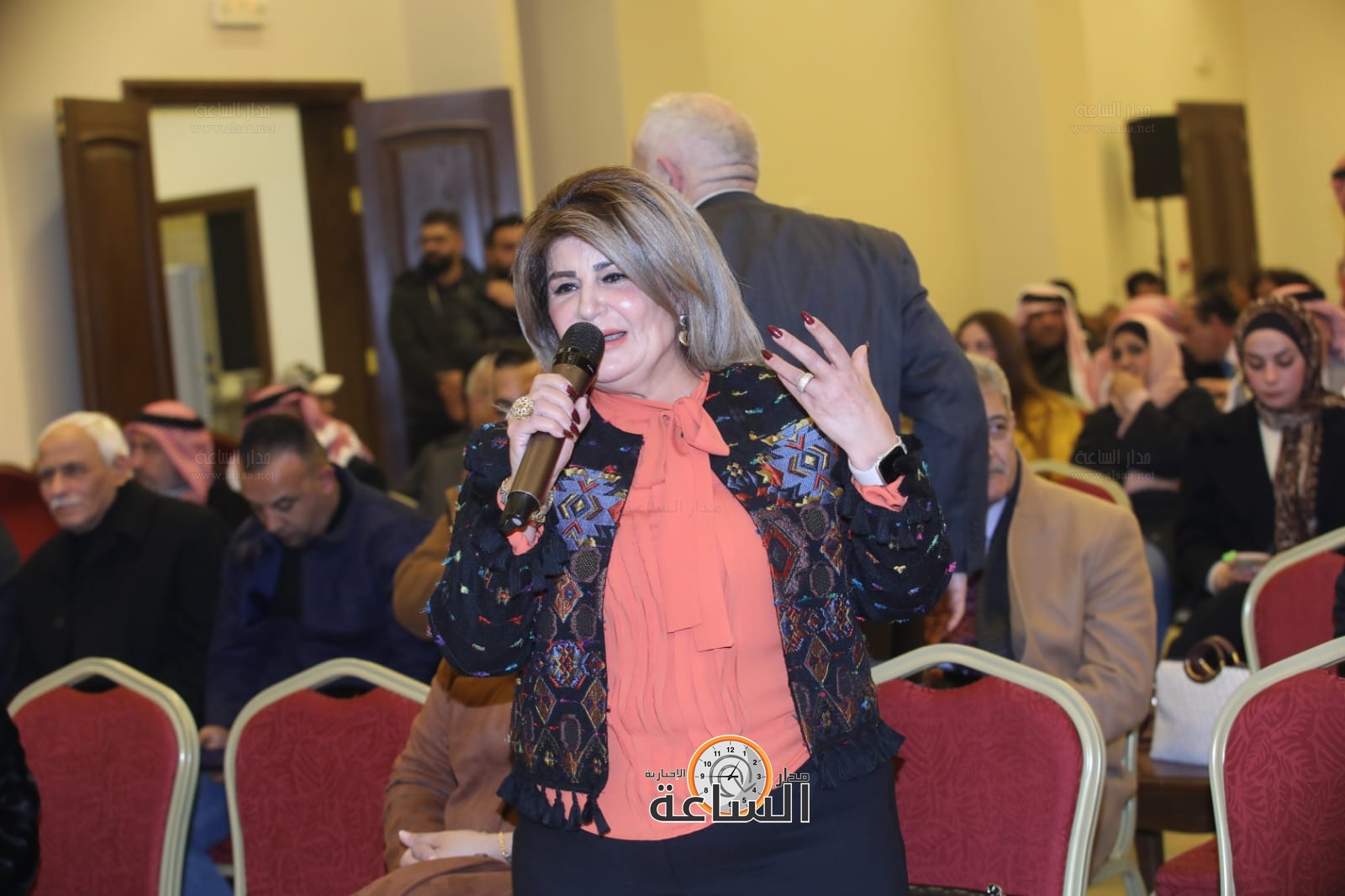 Madar Al-Saa Images 0.5441848799811368