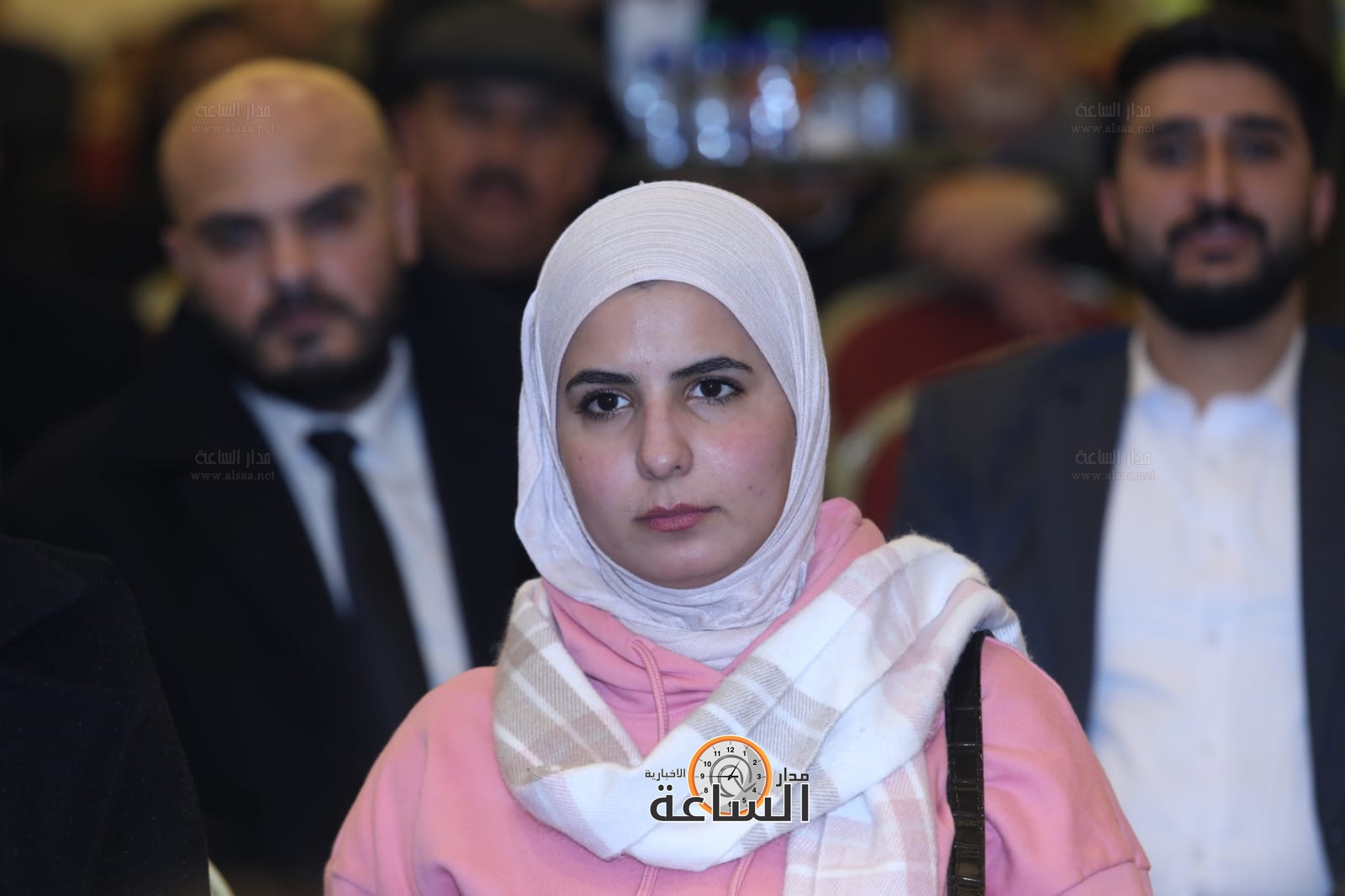 Madar Al-Saa Images 0.41753546574931577